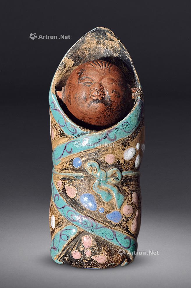 0236晚清紫砂挂釉襁褓婴儿摆件