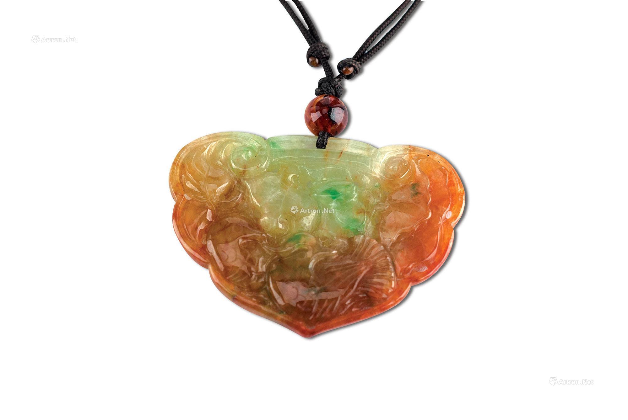 0224三彩翡翠雕如意纹锁牌