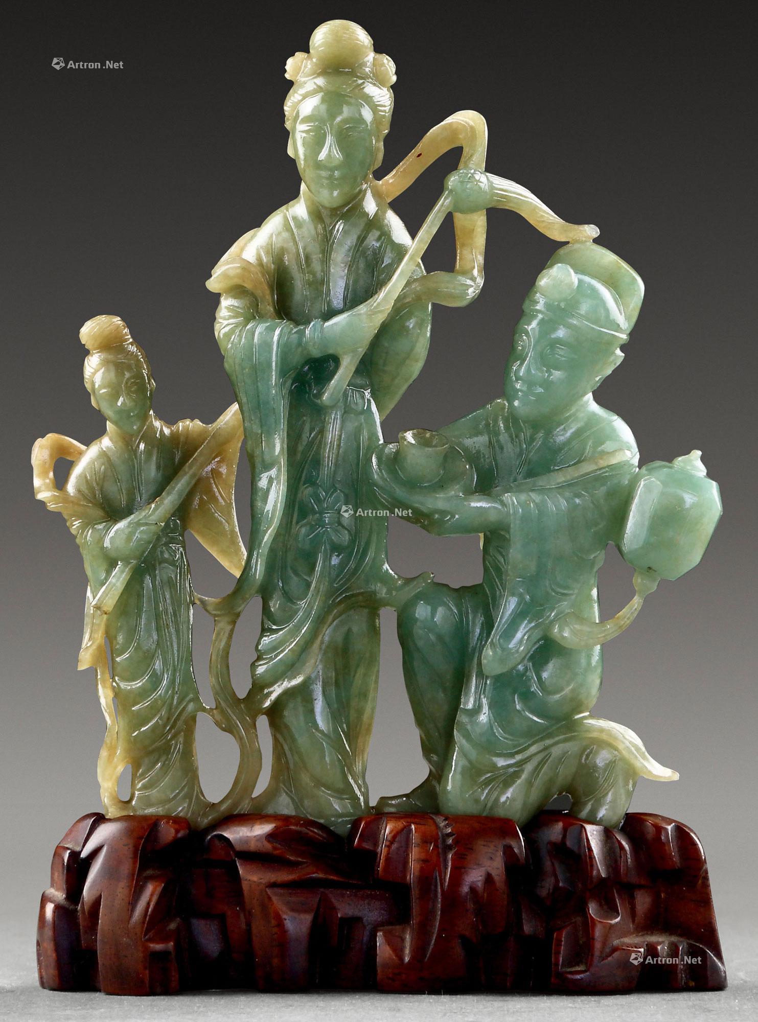 2145 清 翡翠人物摆件
