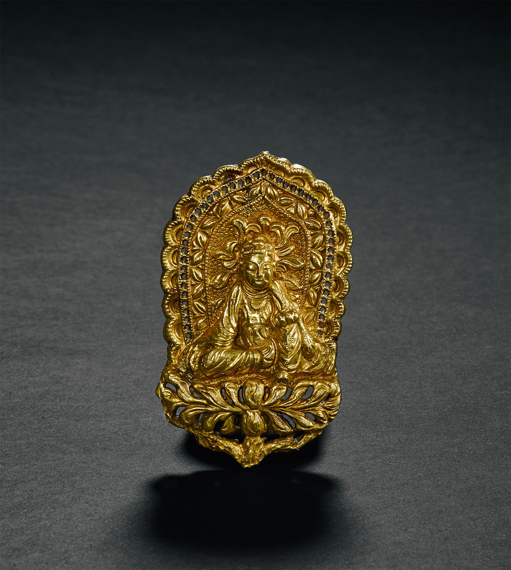 *1229 明 浮雕上师金质佛牌