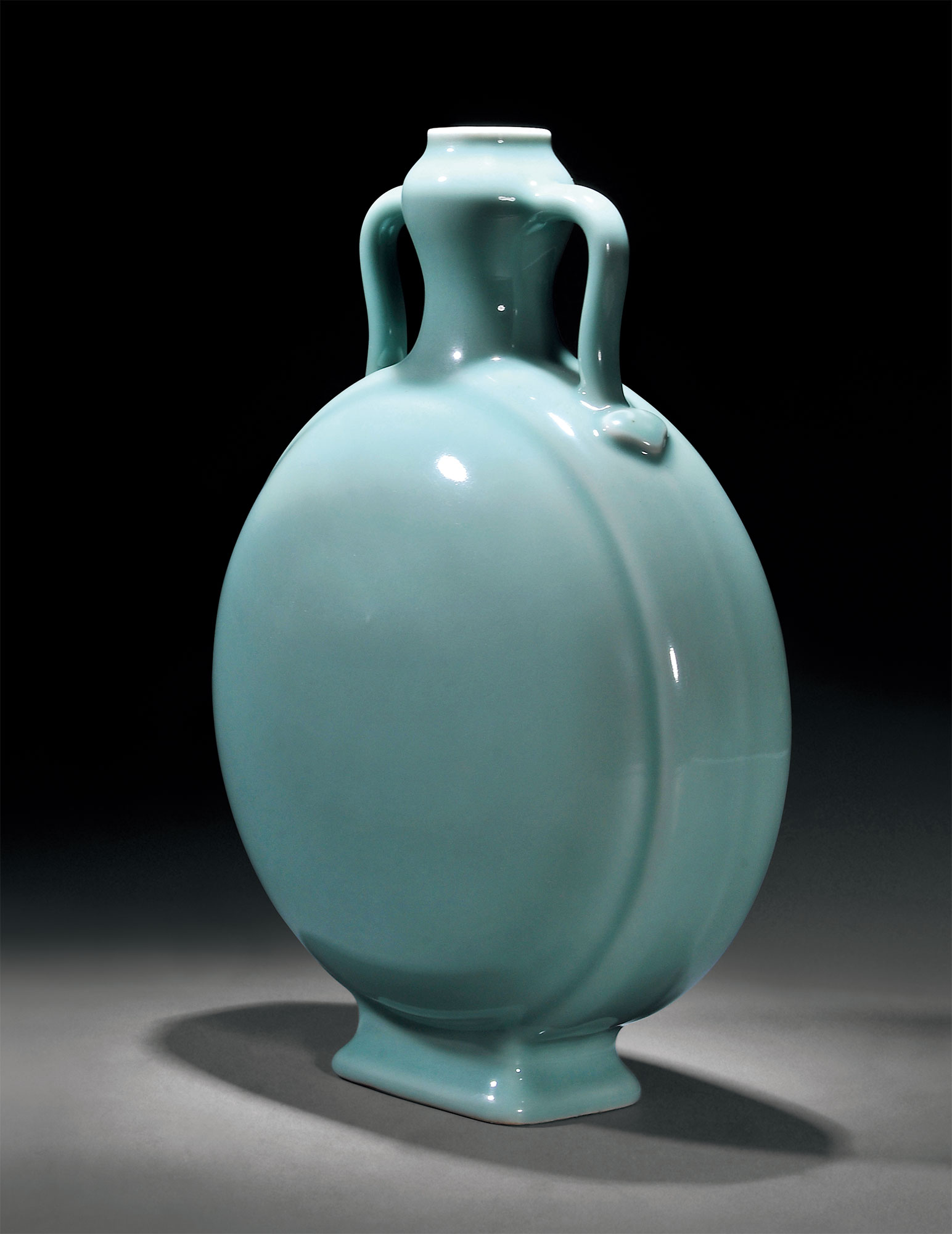 【清乾隆 粉青釉小抱月瓶】拍卖品_图片_价格_鉴赏_清代单色釉瓷器