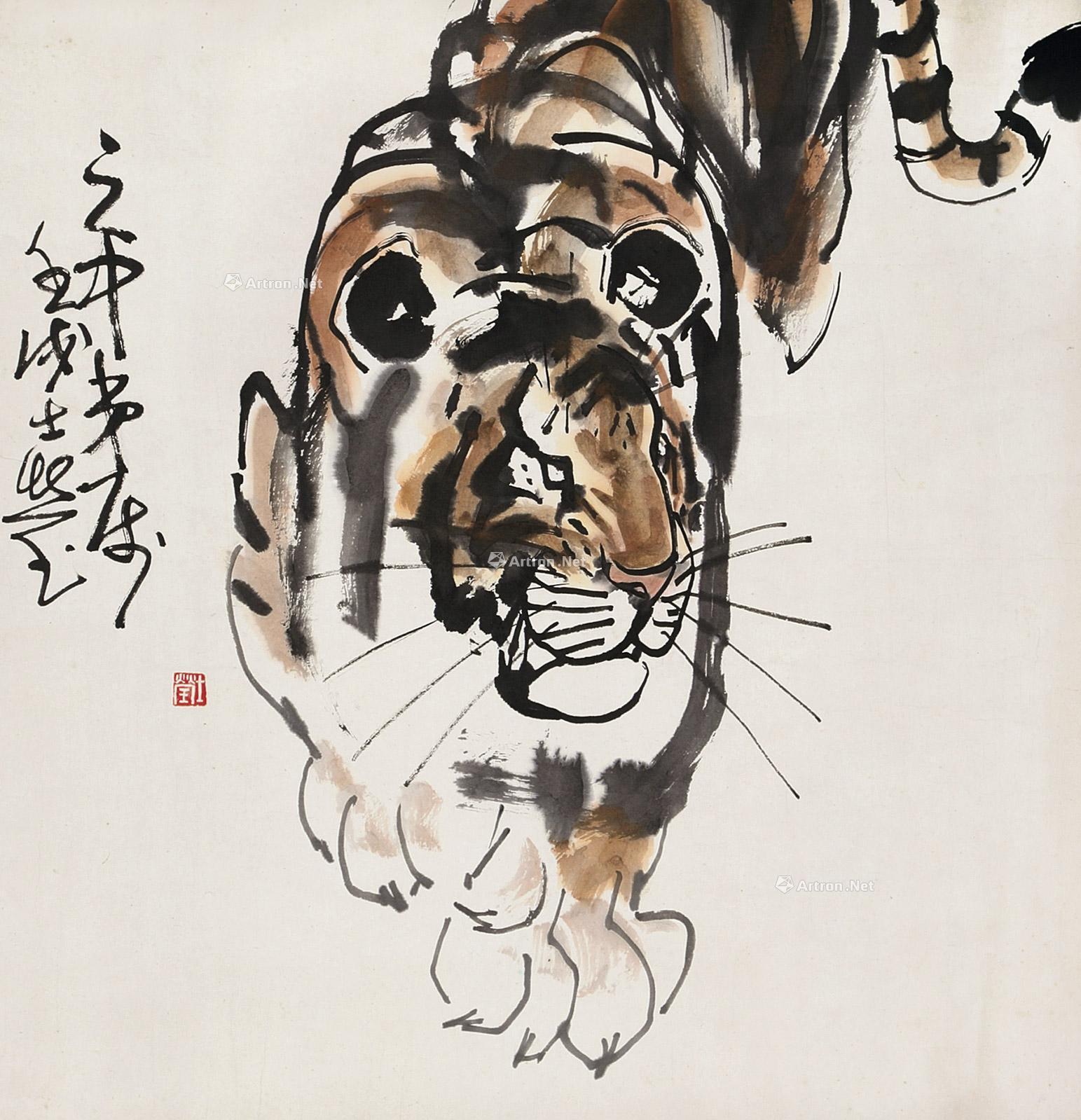 04051982年作虎立轴设色纸本