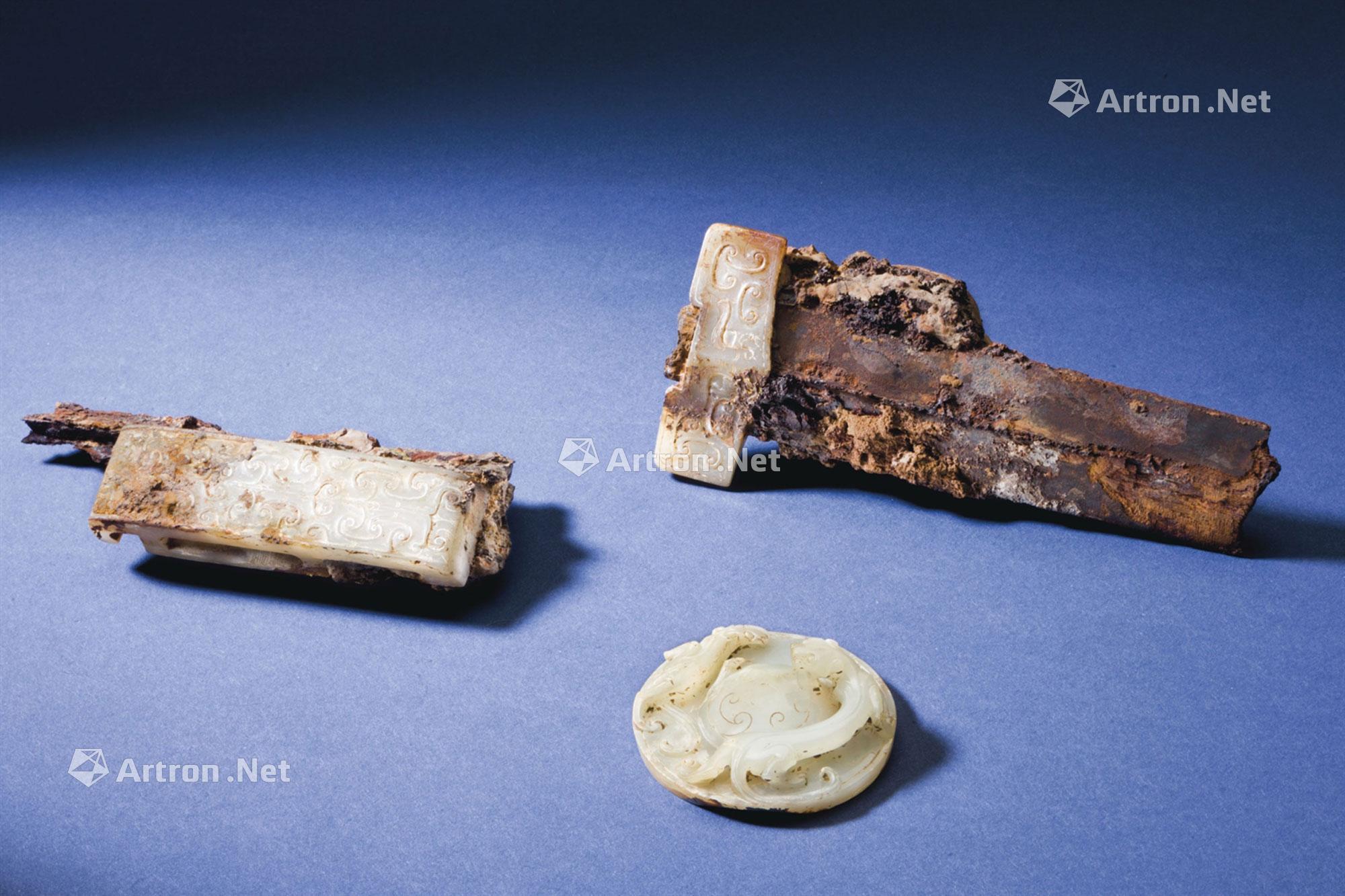 0922 西汉 玉剑饰 一组