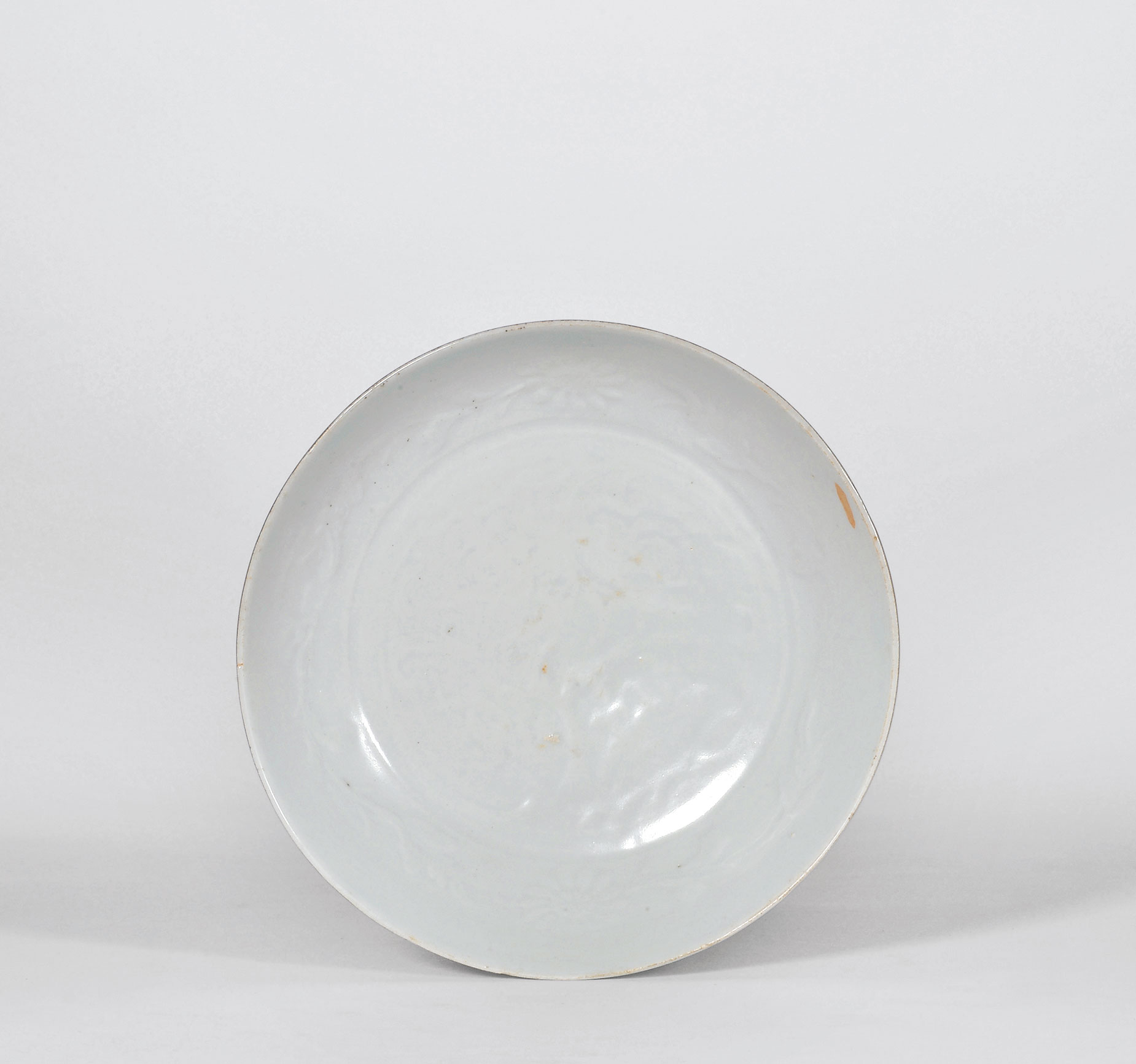 4250 元 枢府釉缠枝花卉纹盘