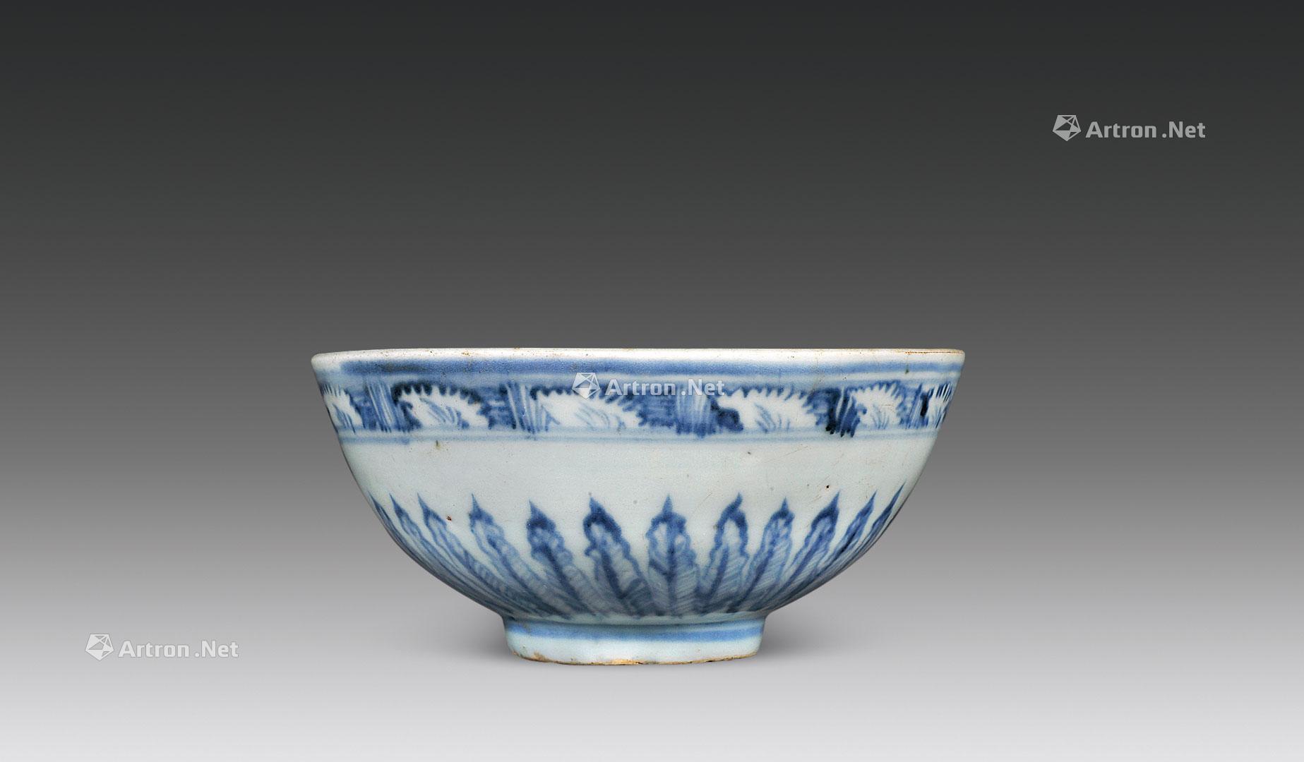 【明早期 青花蕉叶纹鸡心碗】拍卖品_图片_价格_鉴赏_明代青花瓷器