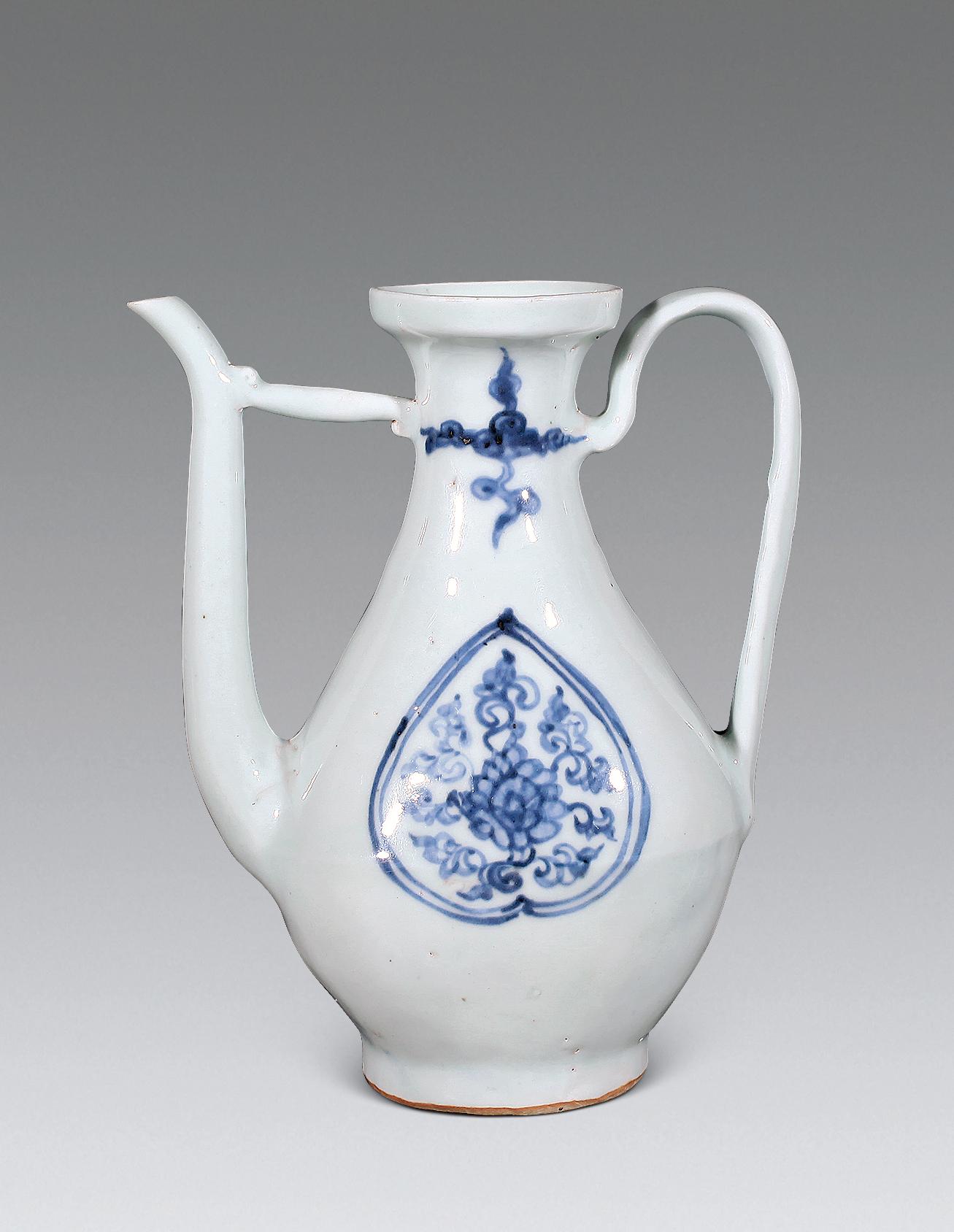 【明正德-嘉靖 青花缠枝莲纹执壶】拍卖品_图片_价格_鉴赏_明代青花