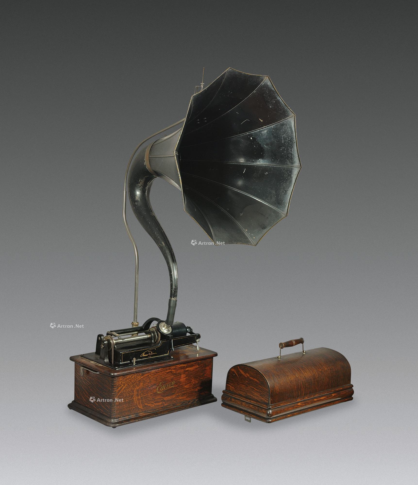 1877 美国爱迪生滚筒唱机