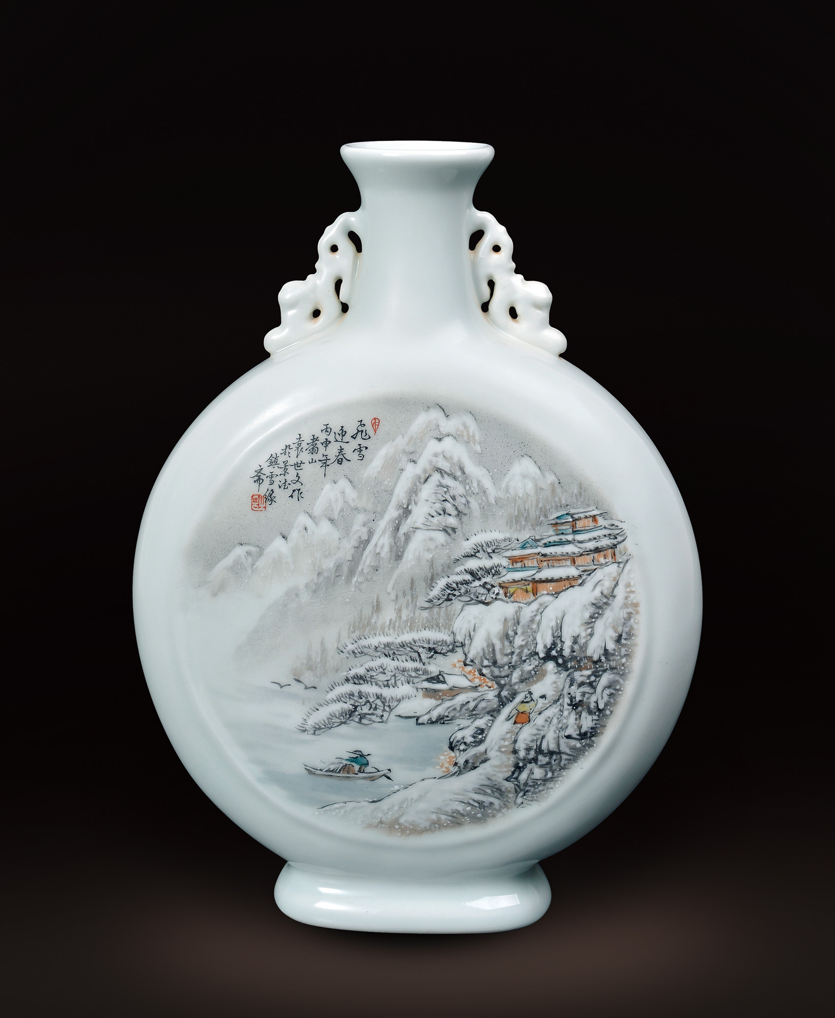 3356飞雪迎春釉上彩瓷瓶
