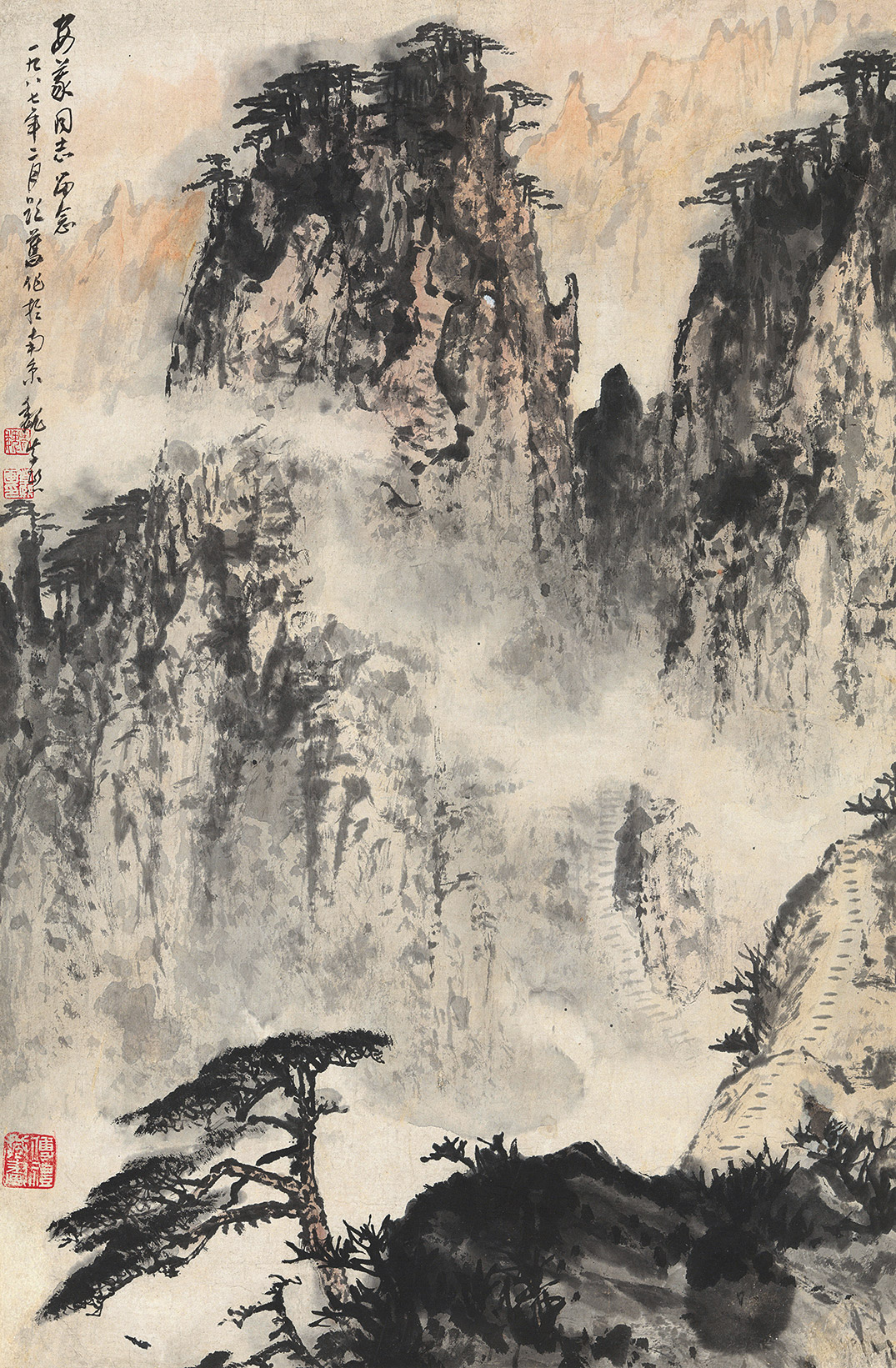 10141987年作黄山迎客松立轴设色纸本