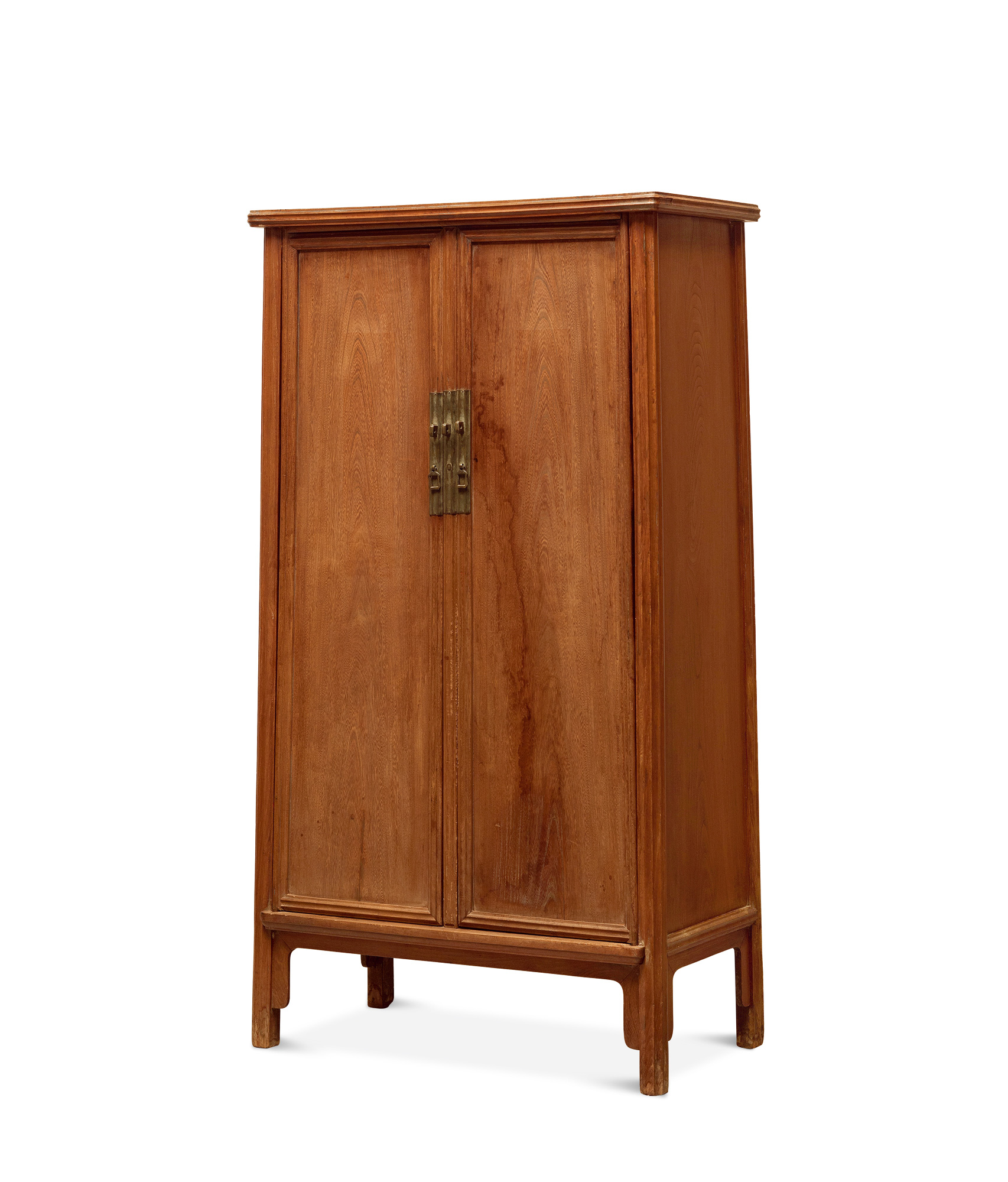 4703清早期榉木瓜棱腿圆角柜