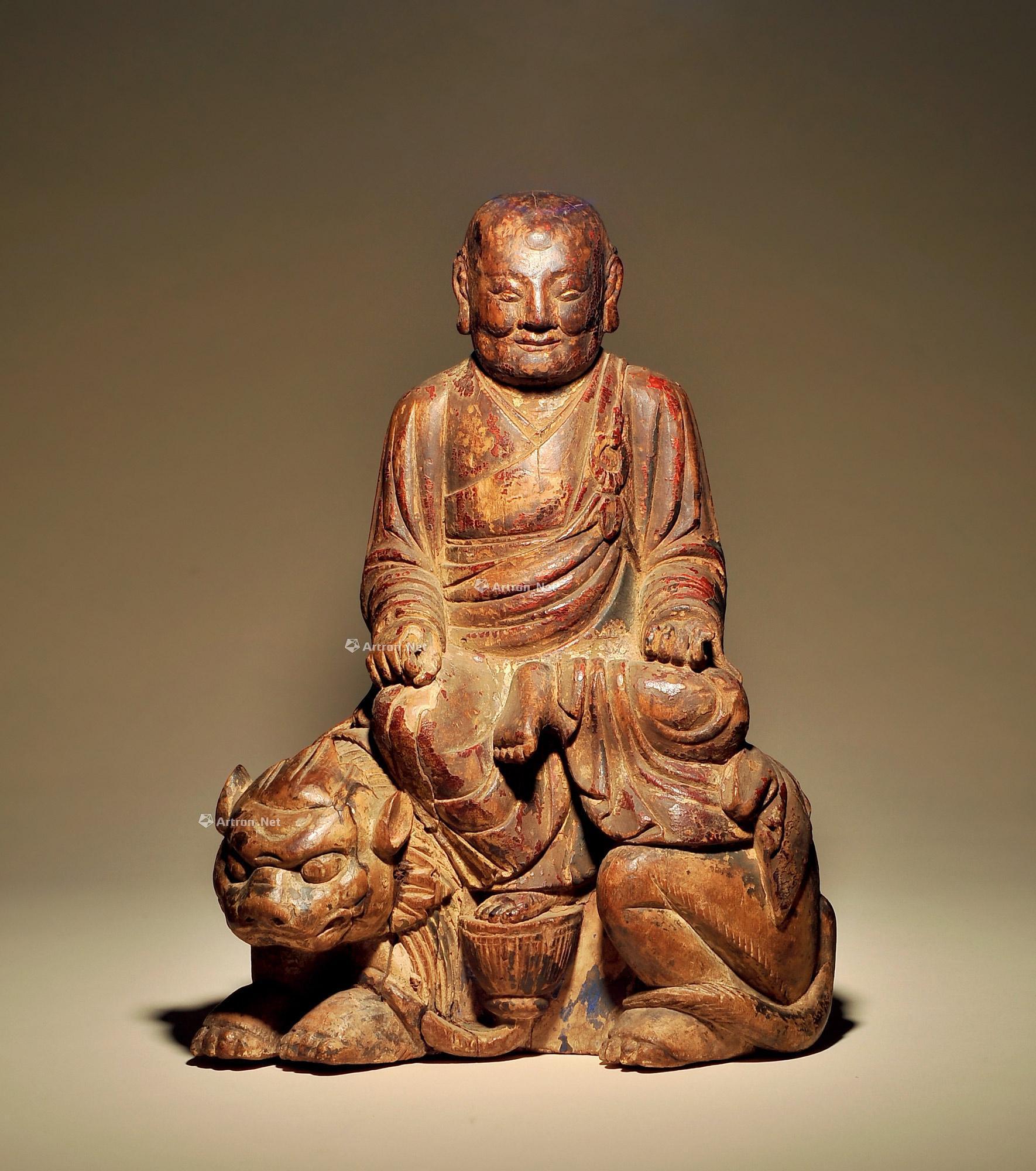 *1089 元 木胎伏虎罗汉像