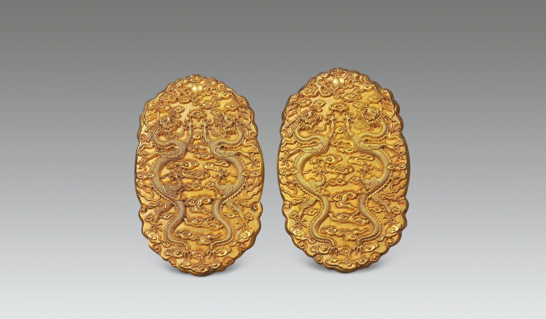 6196 铜鎏金云龙纹圣旨合牌