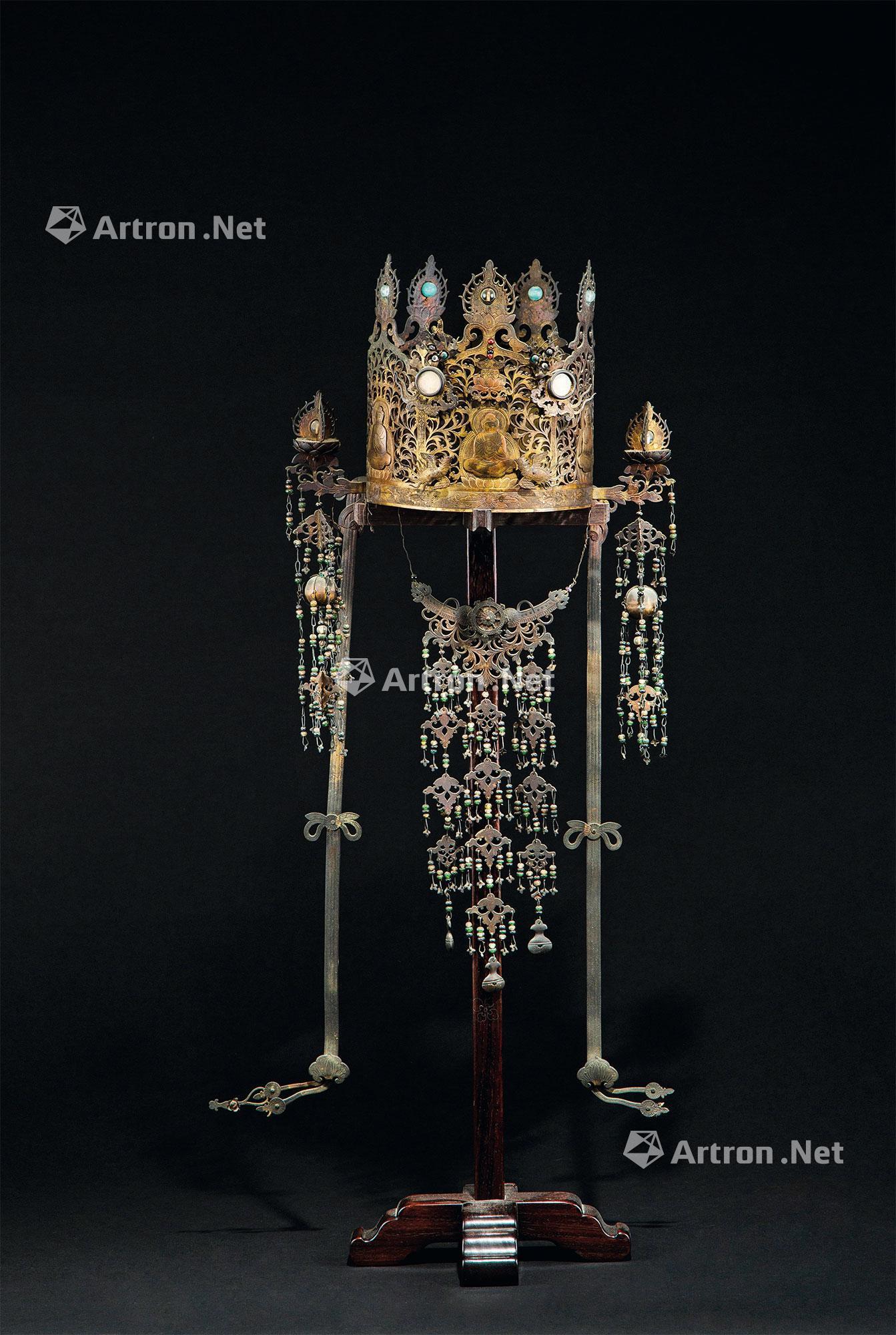 1517 明代(1368-1644) 铜鎏金五佛冠