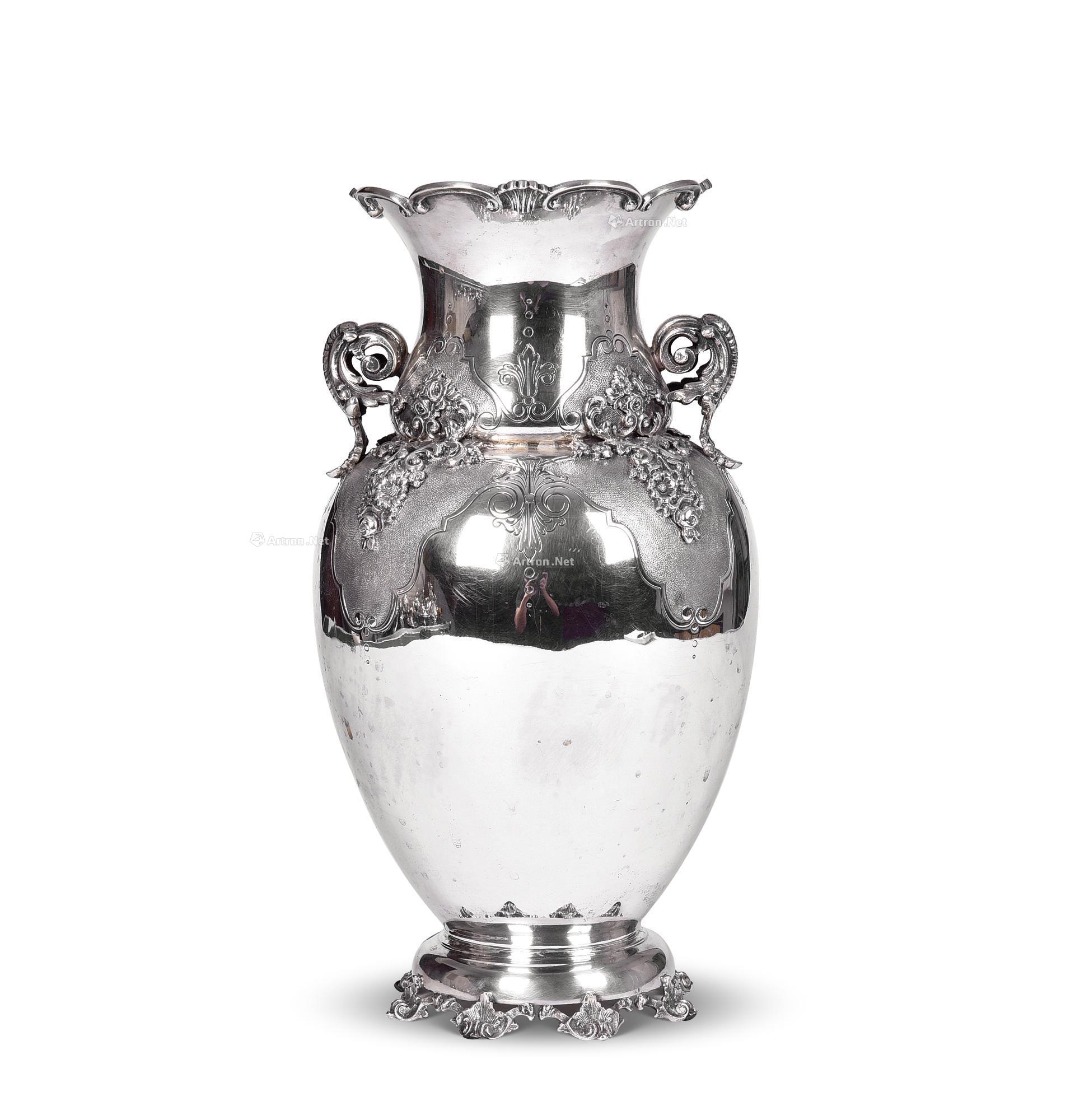19世纪欧洲纯银花瓶 拍卖品 图片 价格 鉴赏 金银琉璃珐琅器 雅昌艺术品拍卖网
