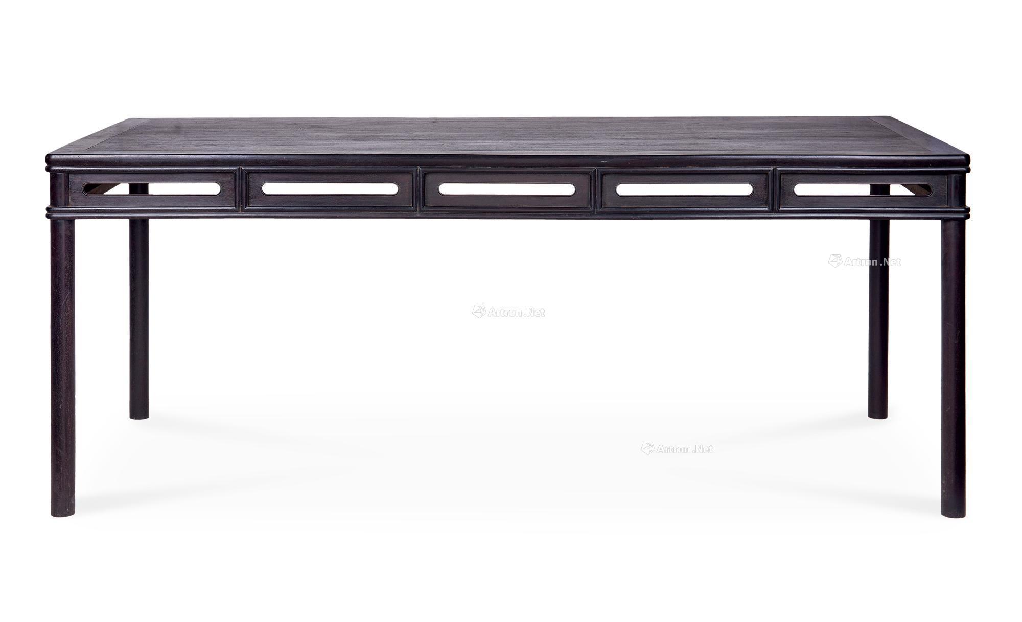 1300清紫檀圆包圆大画案