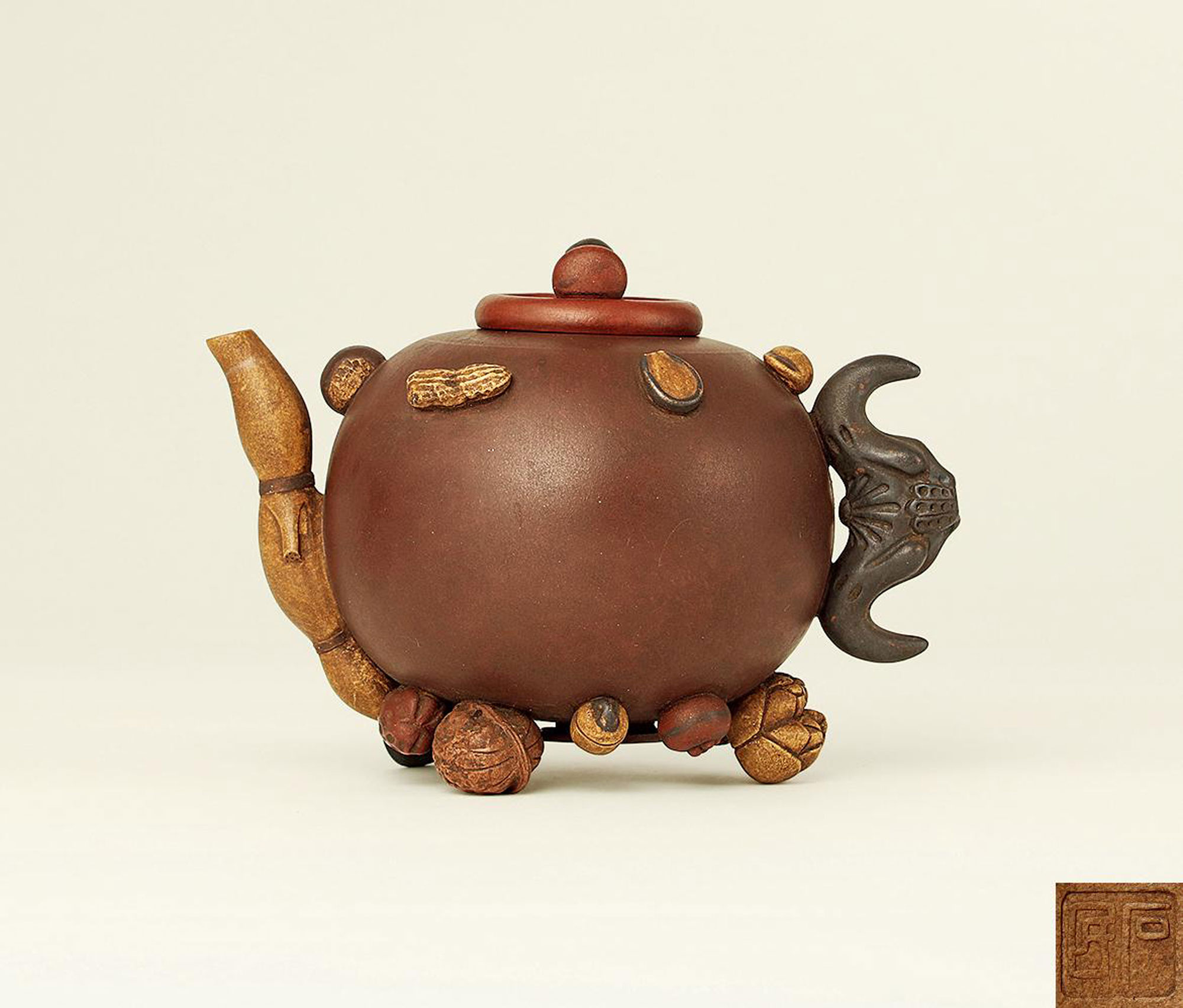 7478 近代 裴石民款百果壶