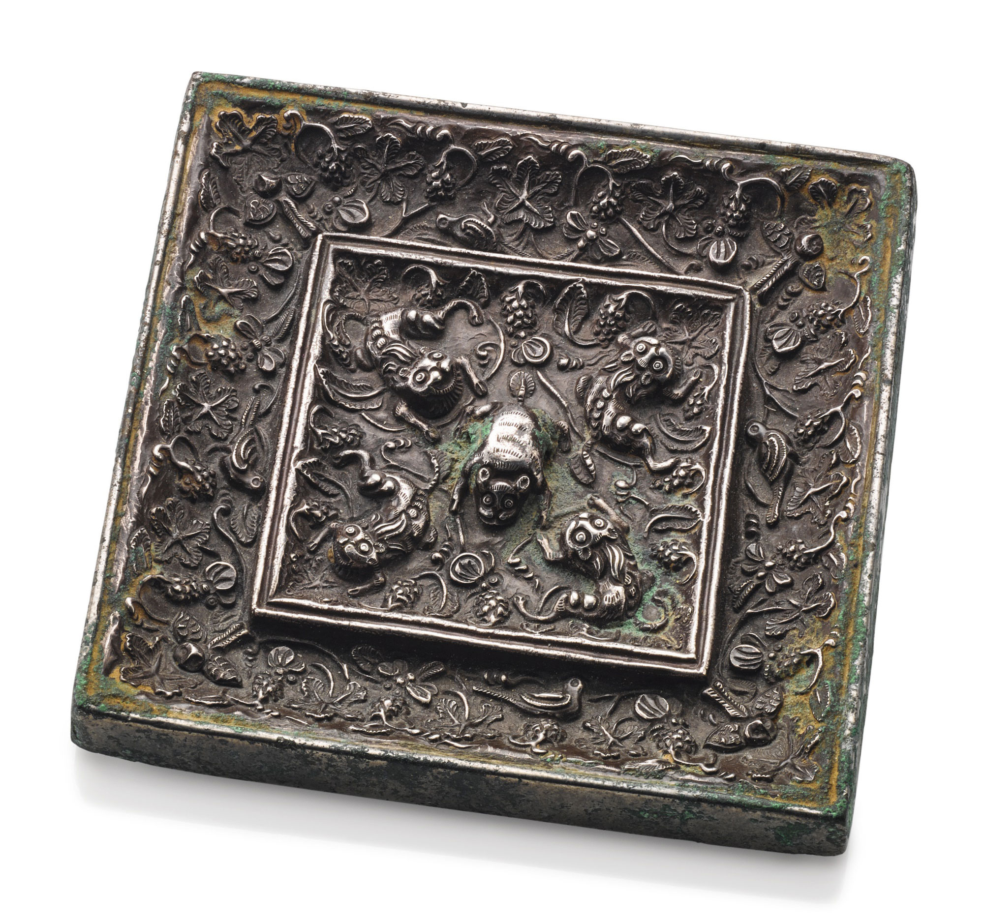 0602唐铜海兽葡萄纹方镜