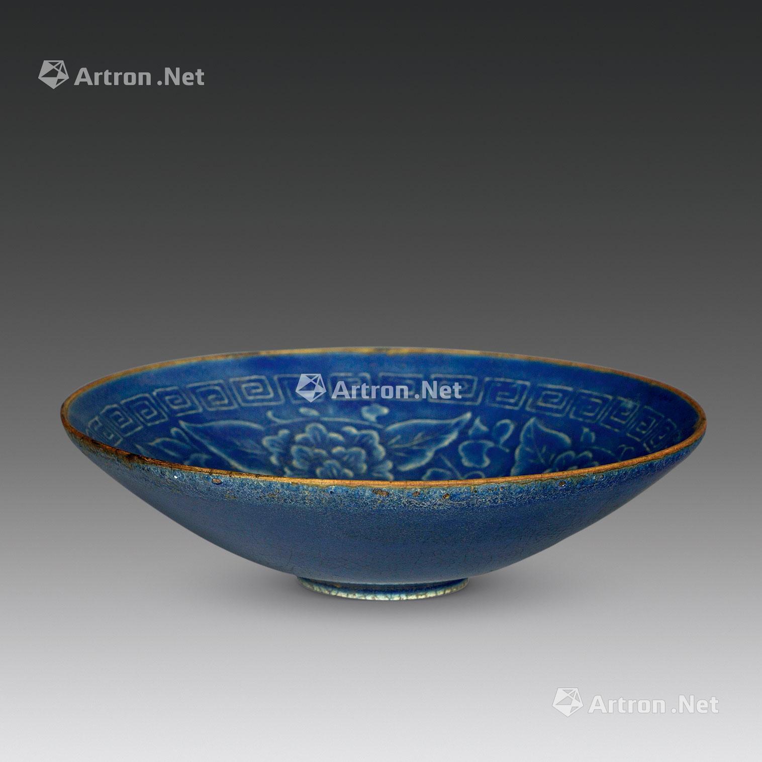 【明代 祭蓝釉印花碗】拍卖品_图片_价格_鉴赏_明代单色釉瓷器_雅昌