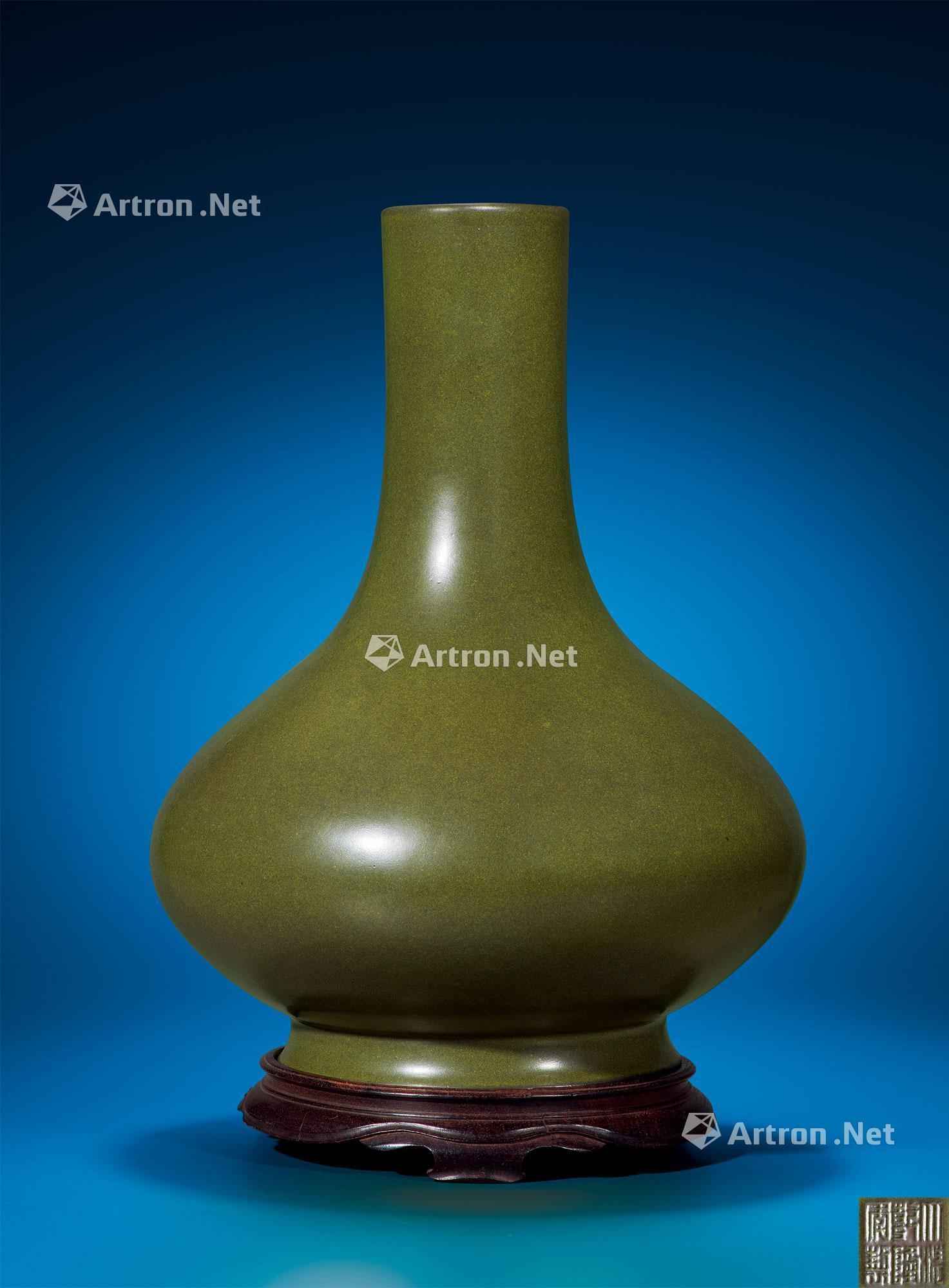 【清乾隆 茶叶末釉荸荠瓶】拍卖品_图片_价格_鉴赏_清代单色釉瓷器