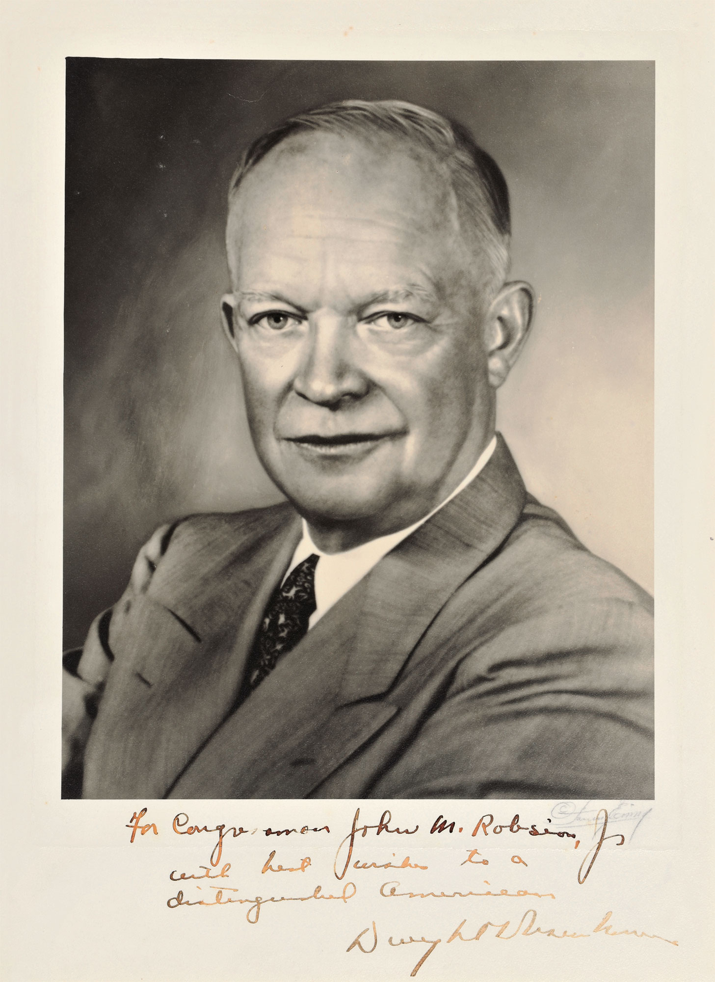 6040美国总统艾森豪威尔签名照片