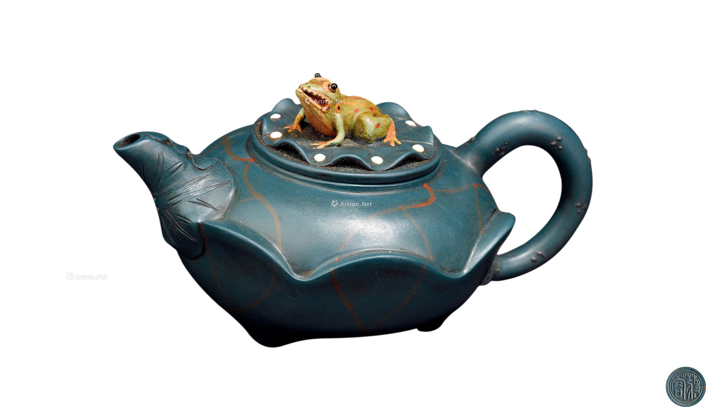 0358 当代 蒋蓉绿泥蛙钮扁壶