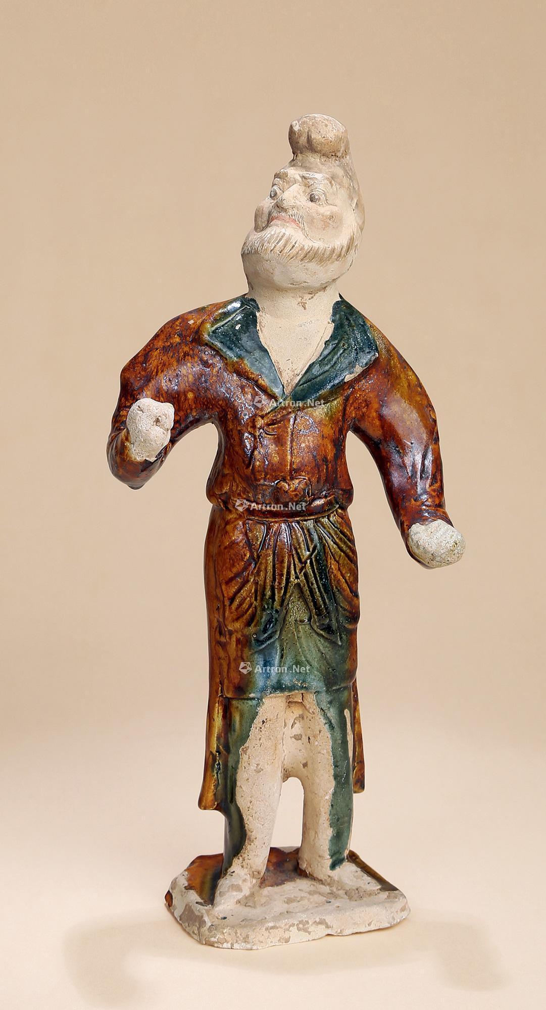 0176 唐 三彩胡人立俑