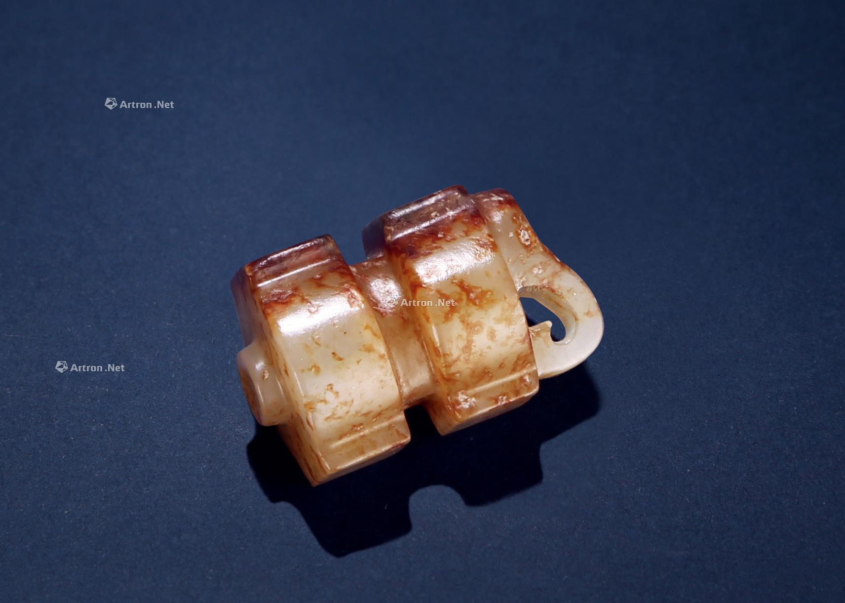 【汉 白玉红沁司南珮】拍卖品_图片_价格_鉴赏_佩件_雅昌艺术品拍卖网