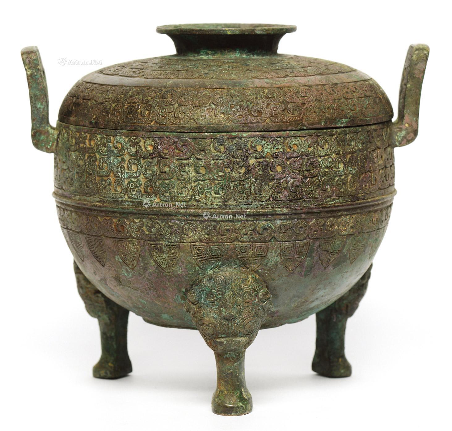 0322战国青铜龙纹双耳三足鼎