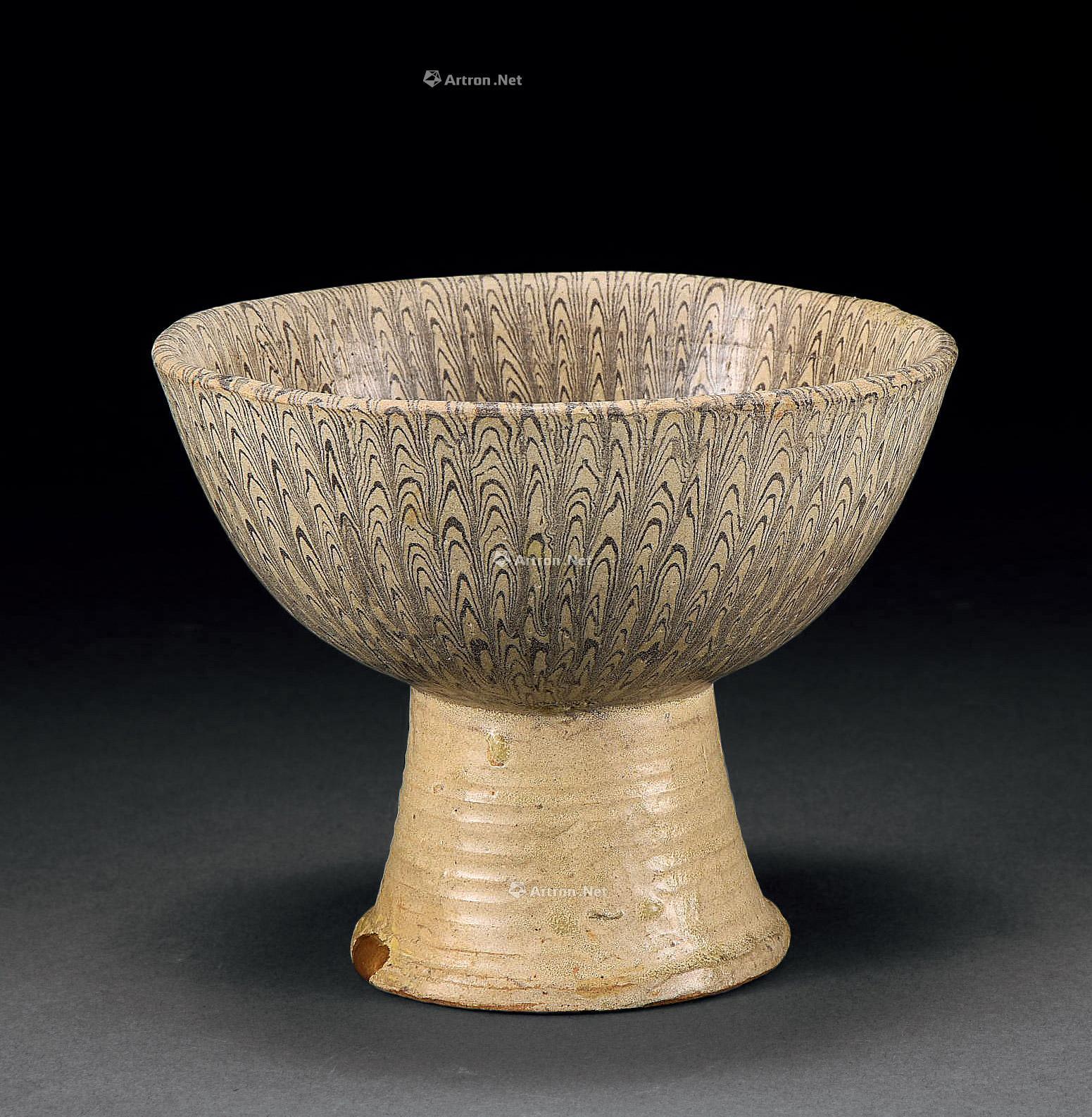 0747 宋 绞胎高足杯