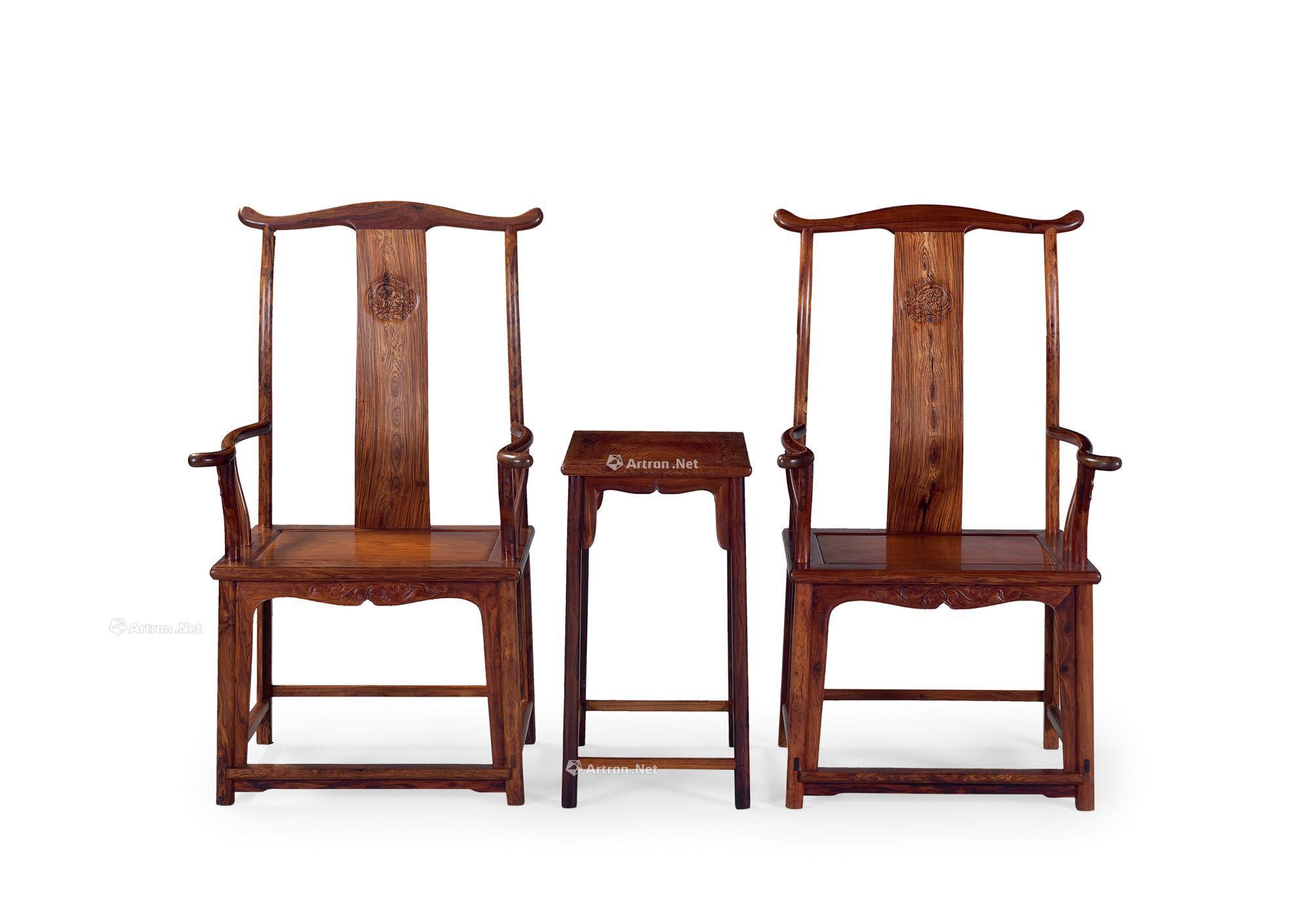 0327海南黄花梨明式四出头官帽椅茶几一组三件