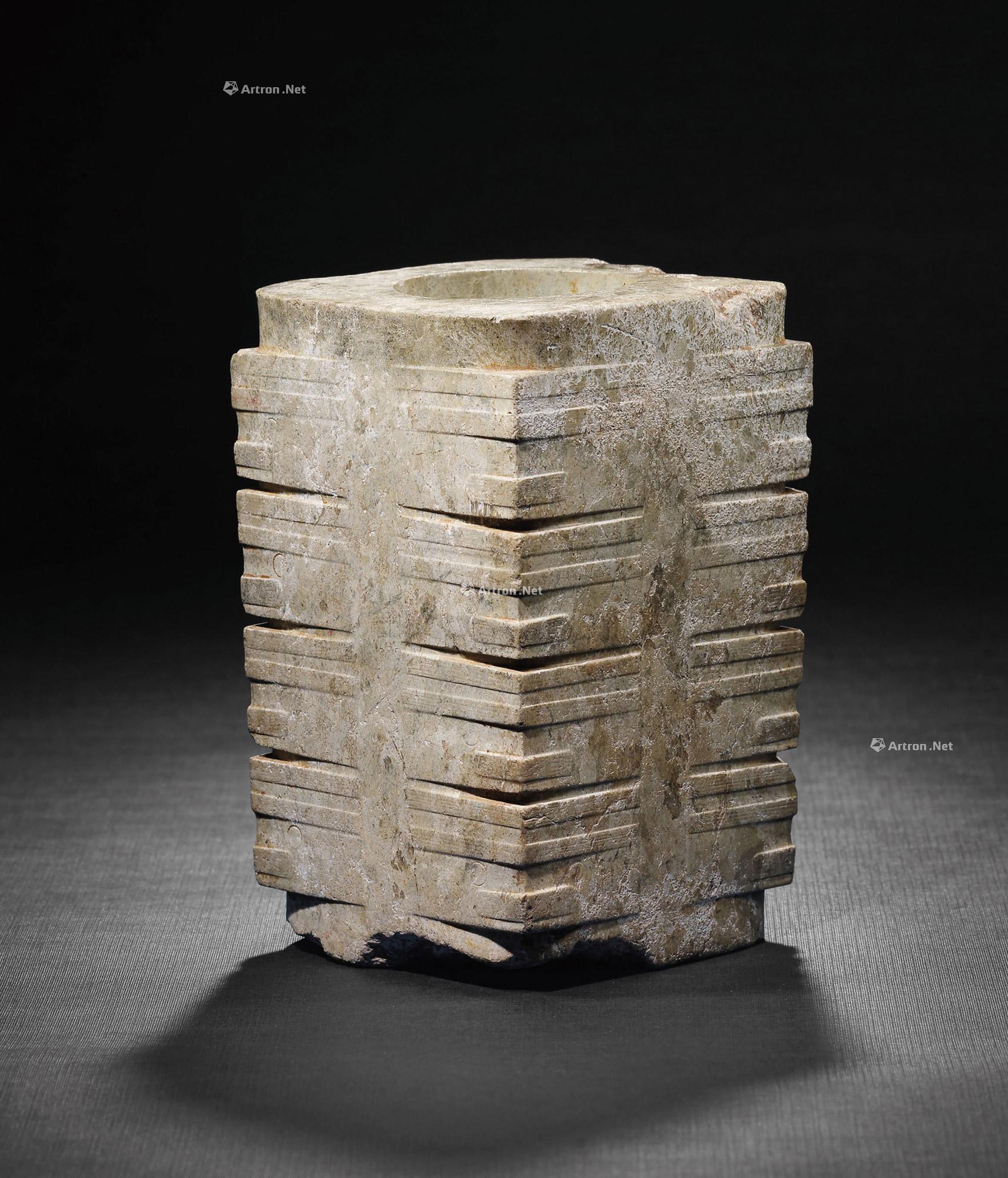 2702良渚文化约公元前33002300年白玉兽面纹琮