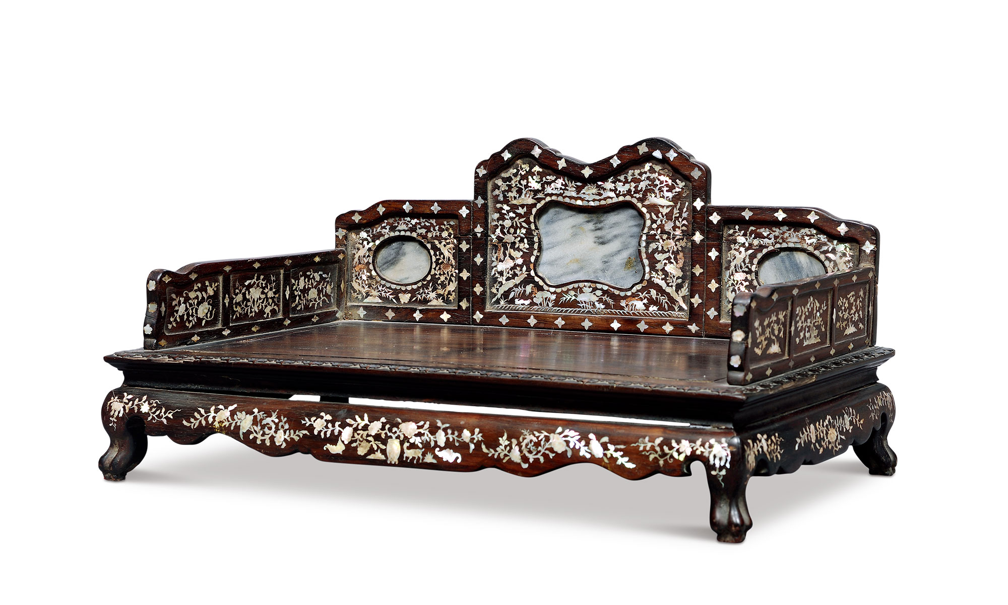 4902清木嵌螺钿花卉瑞兽纹小罗汉床
