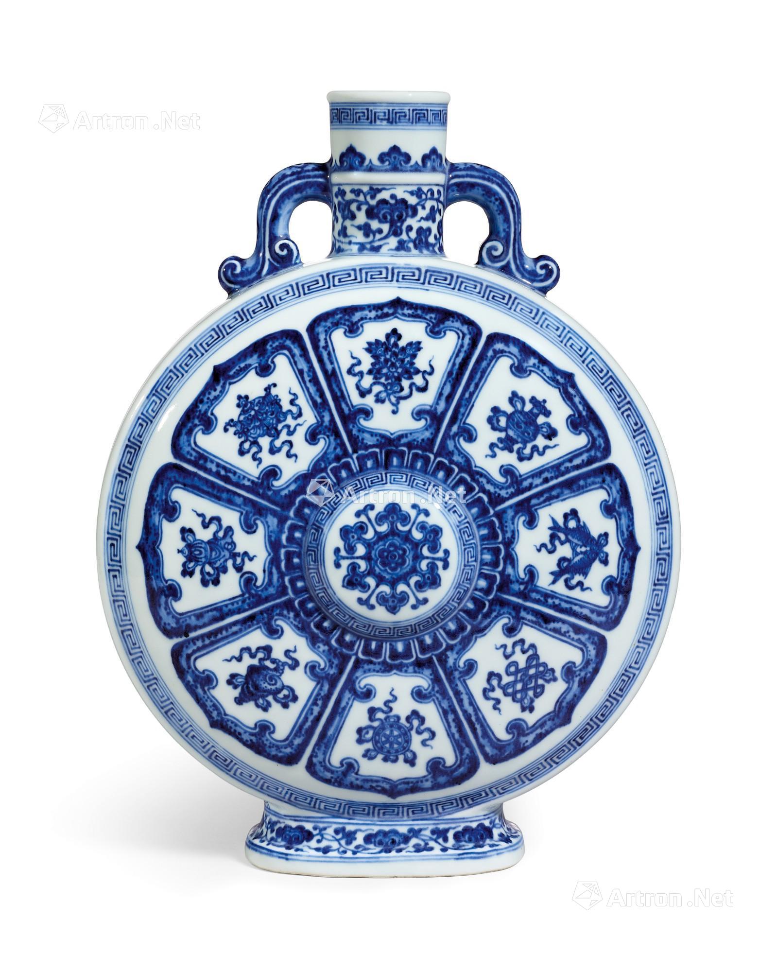【清乾隆 青花八吉祥纹双耳扁壶】拍卖品_图片_价格