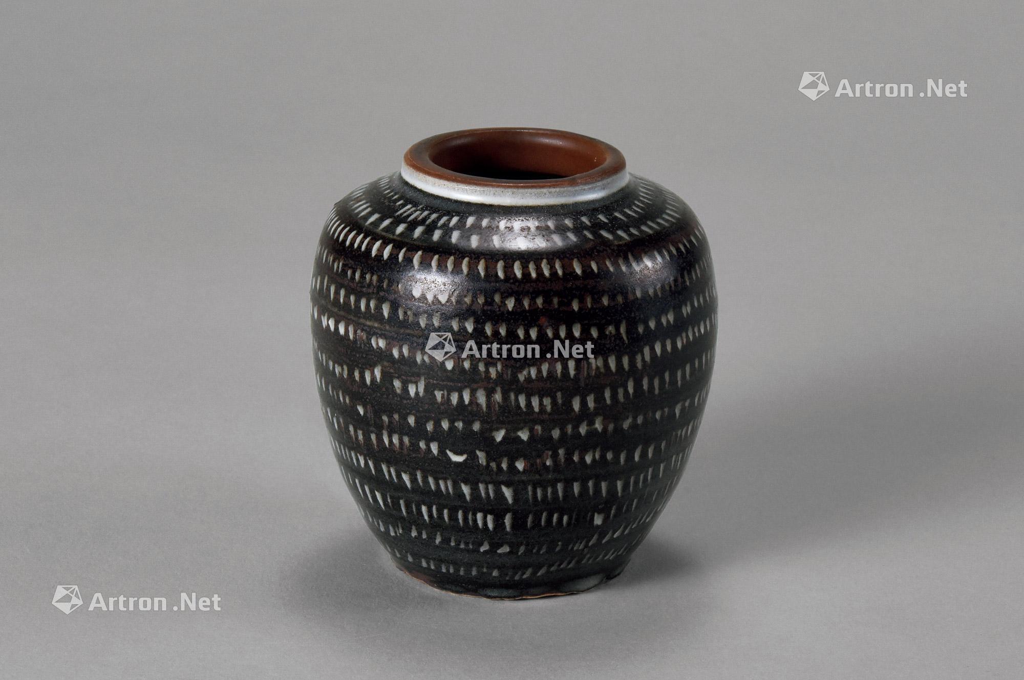 0762宋代9601279跳刀纹绞胎罐