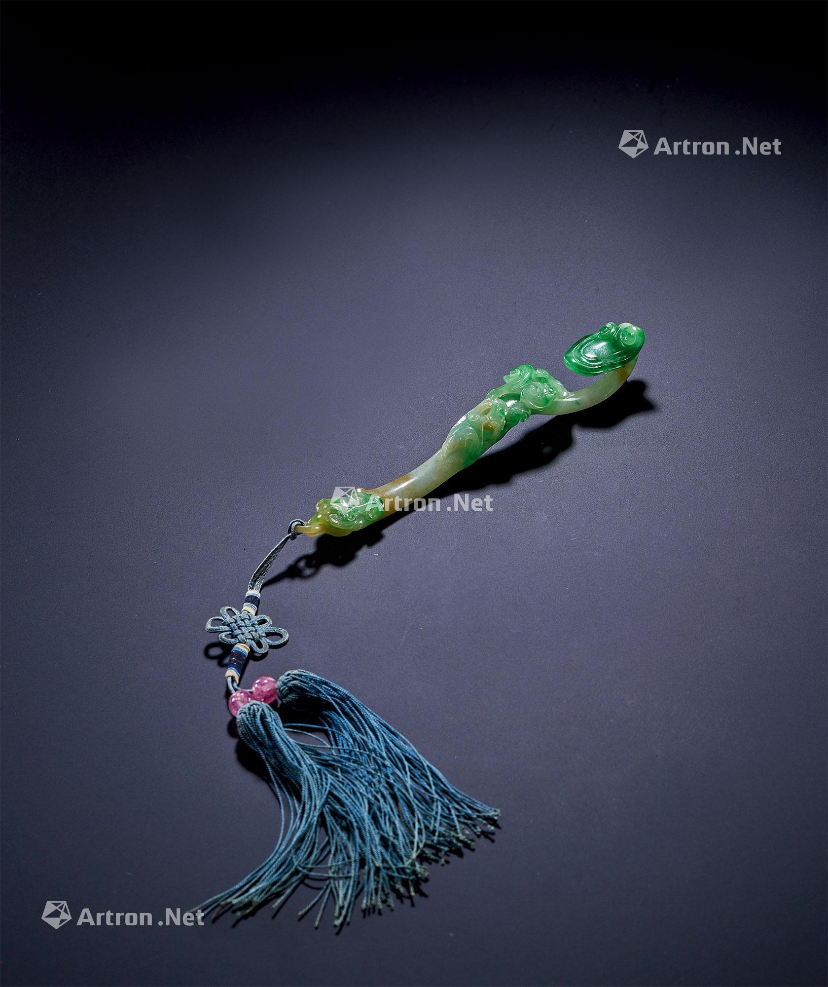 3161清代翡翠灵芝形小如意