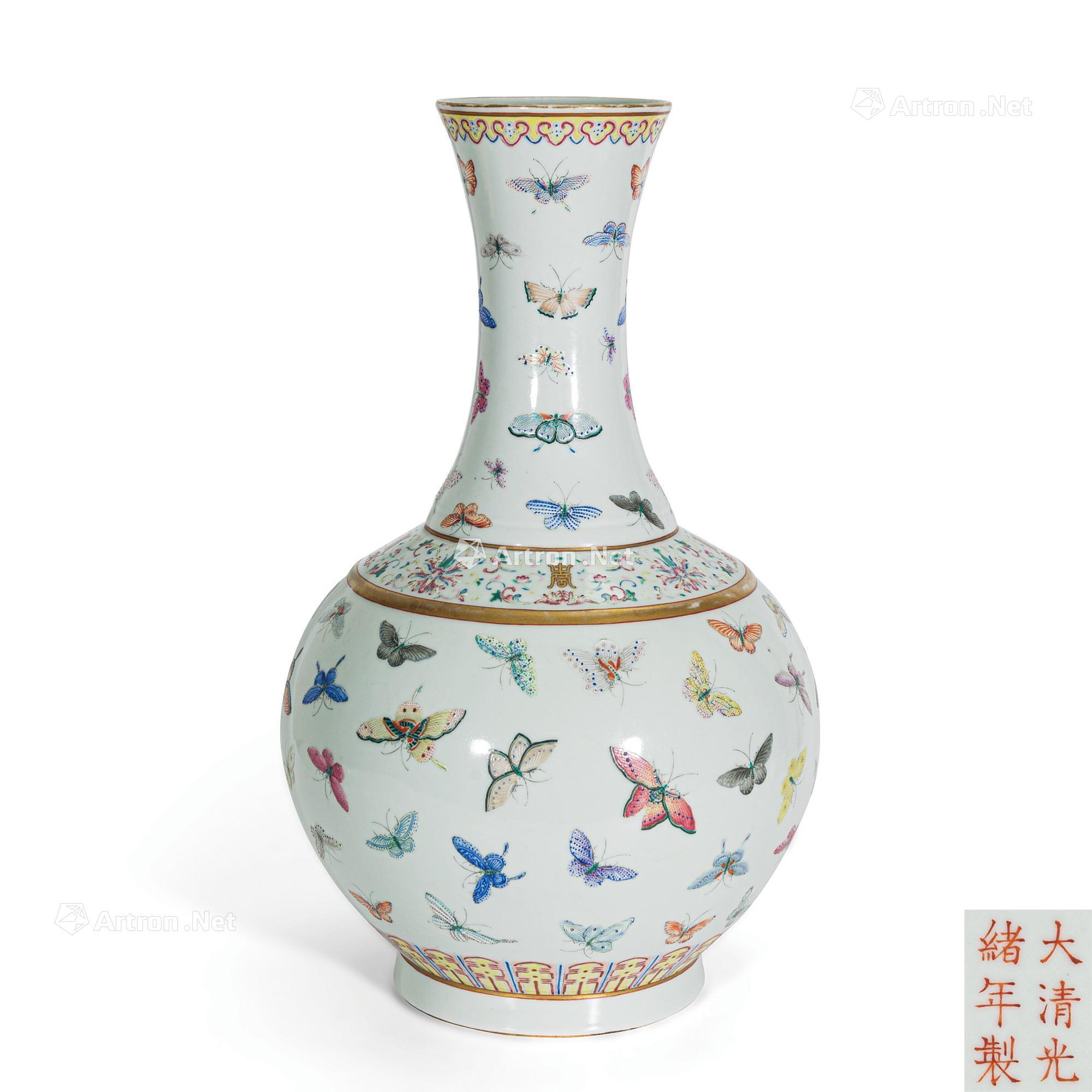 【清光绪 粉彩百蝶图赏瓶】拍卖品_图片_价格_鉴赏_清代粉彩瓷器_雅昌