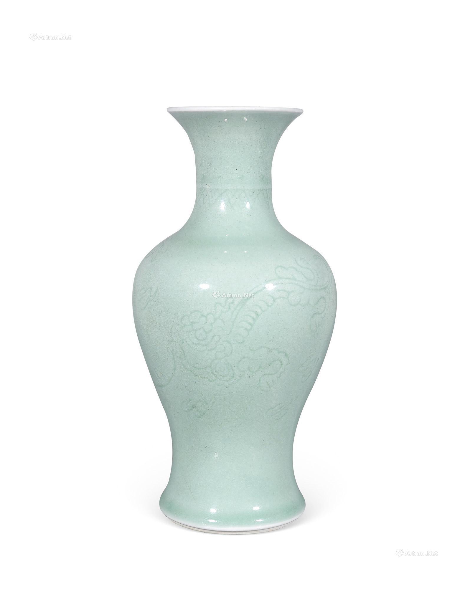 豆青釉暗刻龙纹观音瓶】拍卖品_图片_价格_鉴赏_清代单色釉瓷器_雅昌