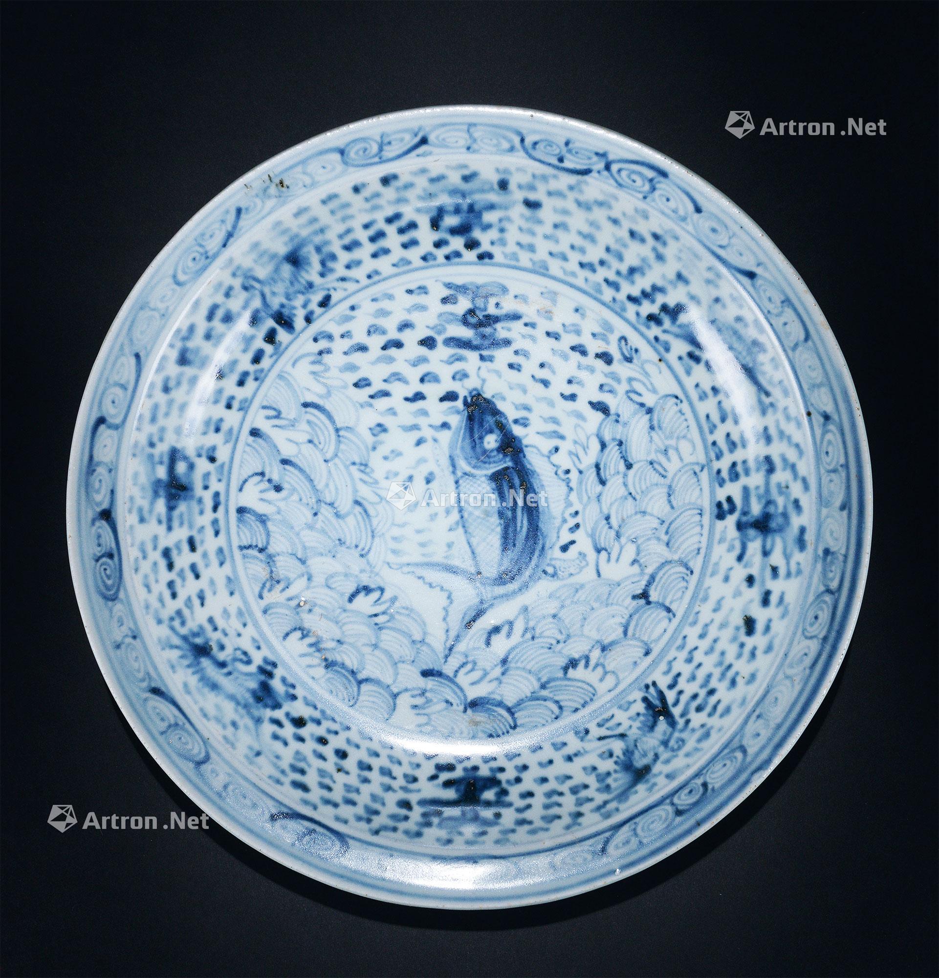 青花海水鱼纹折沿盘】拍卖品_图片_价格_鉴赏_明代青花瓷器_雅昌艺术