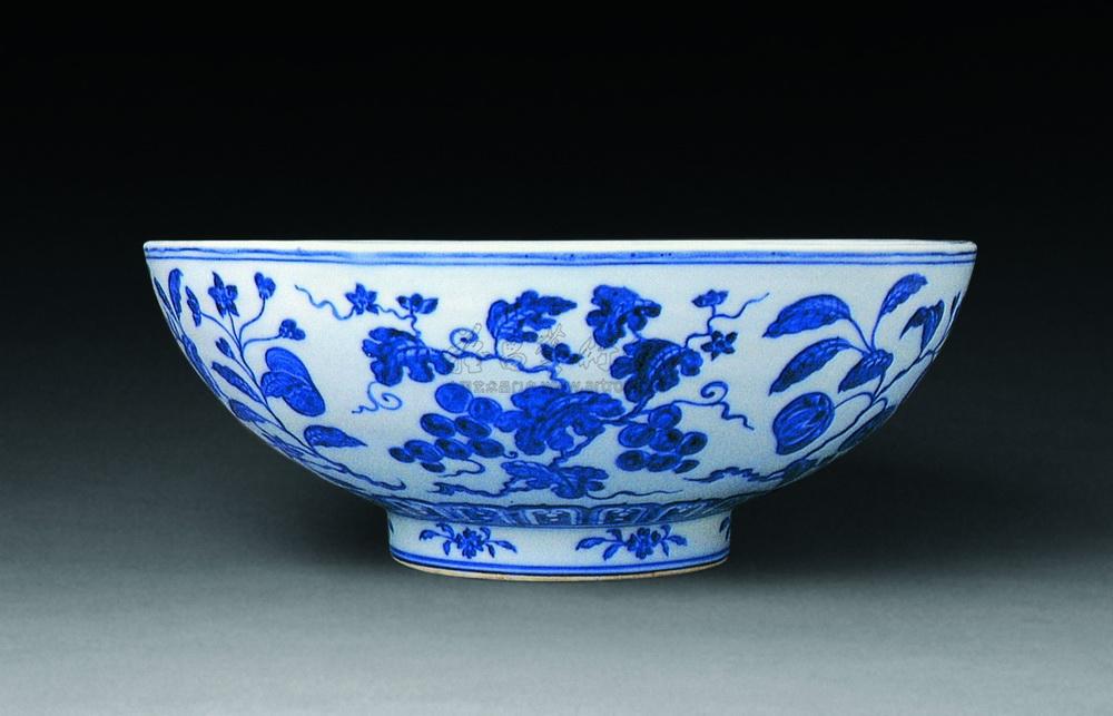 【明宣德 青花瑞果纹大碗】拍卖品_图片_价格_鉴赏_明代青花瓷器_雅昌