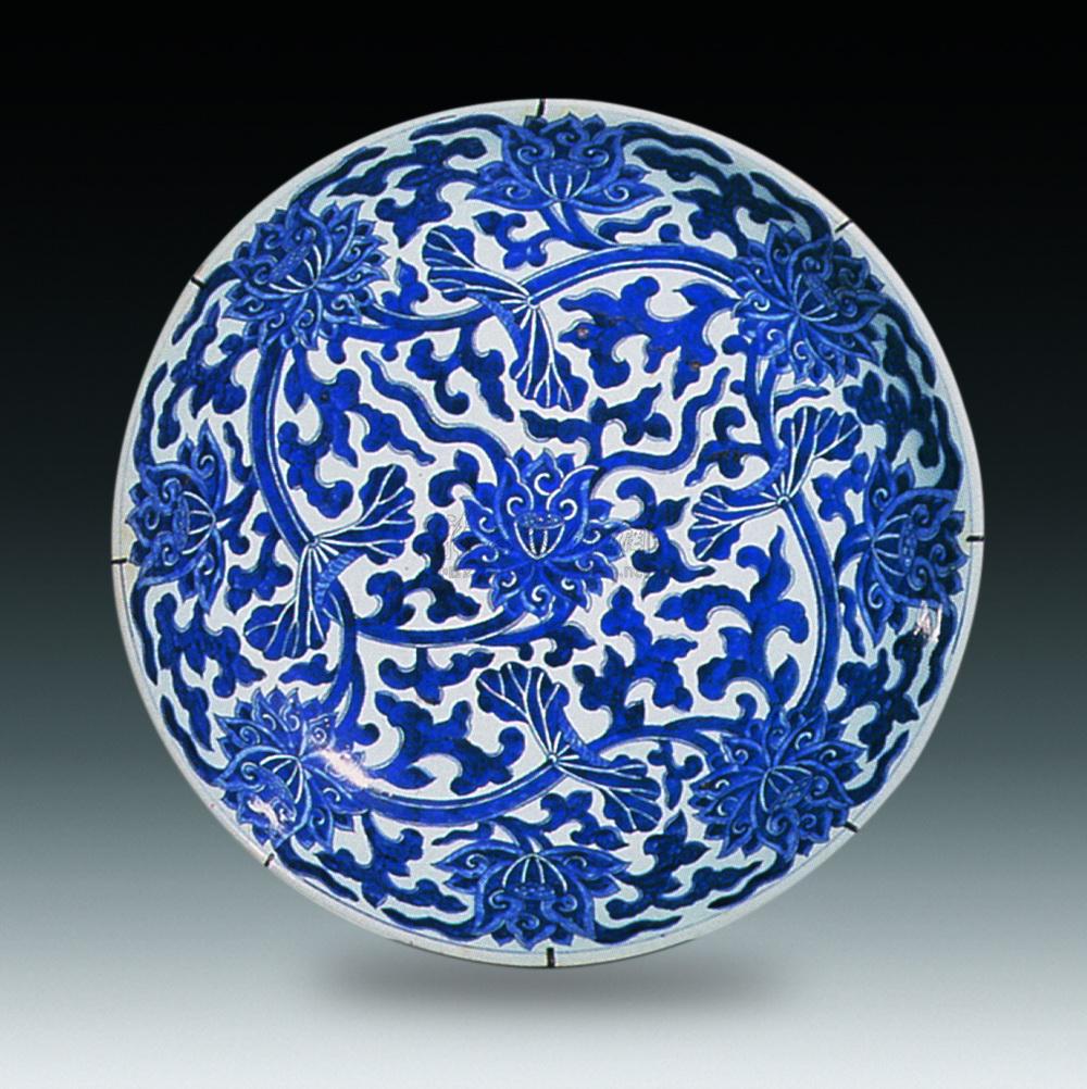 青花缠枝莲纹大盘-2001春季拍卖会·中国重要瓷器及工艺品-雅昌拍卖