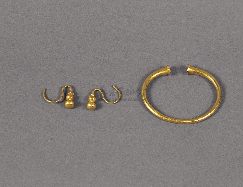 0428 明 金手钏,金耳坠 (三件)
