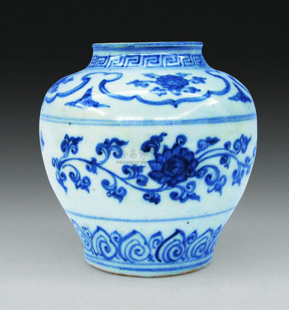 920 明成化 青花缠枝花卉纹小罐