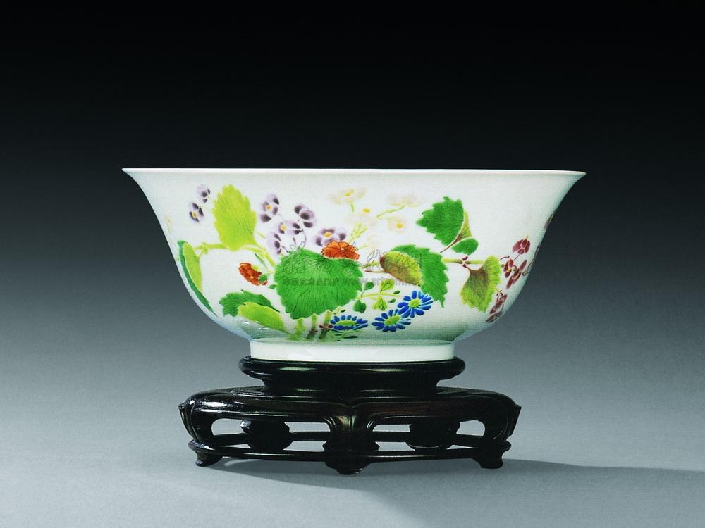 官窑粉彩没骨花卉海棠花盌】拍卖品_图片_价格_鉴赏_清代粉彩瓷器