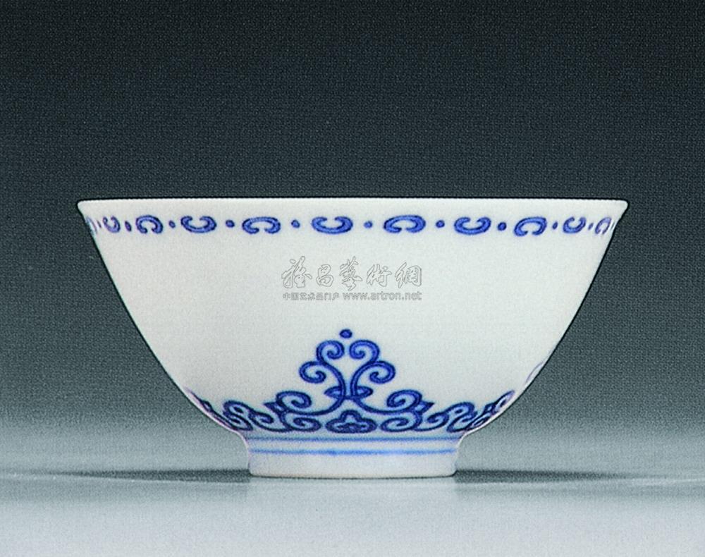 【清雍正 青花卷草纹盌】拍卖品_图片_价格_鉴赏_清代青花瓷器_雅昌
