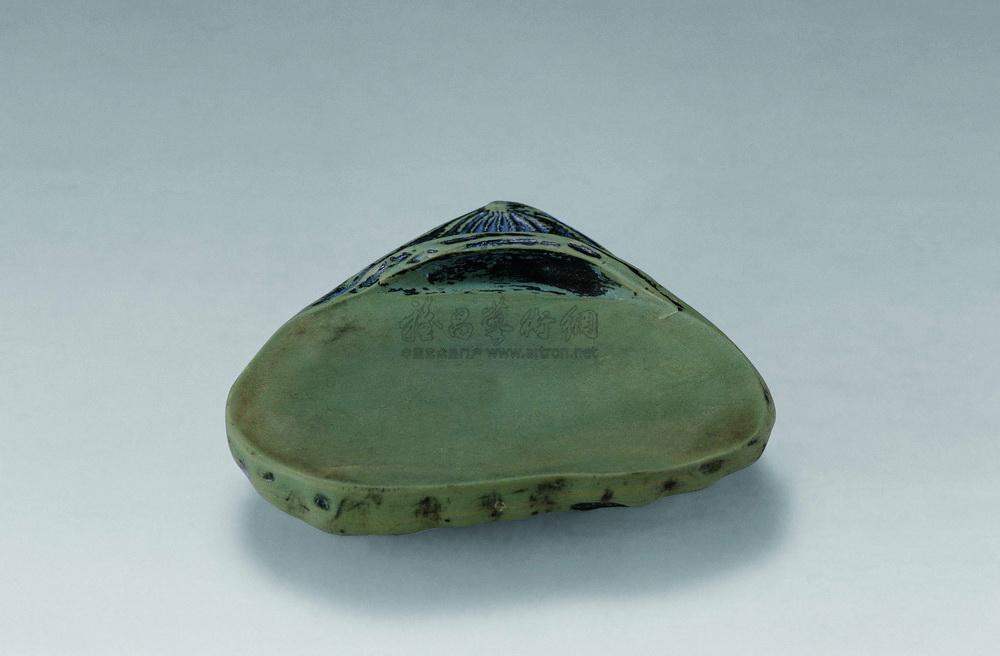 2742清绿端石瓜形砚