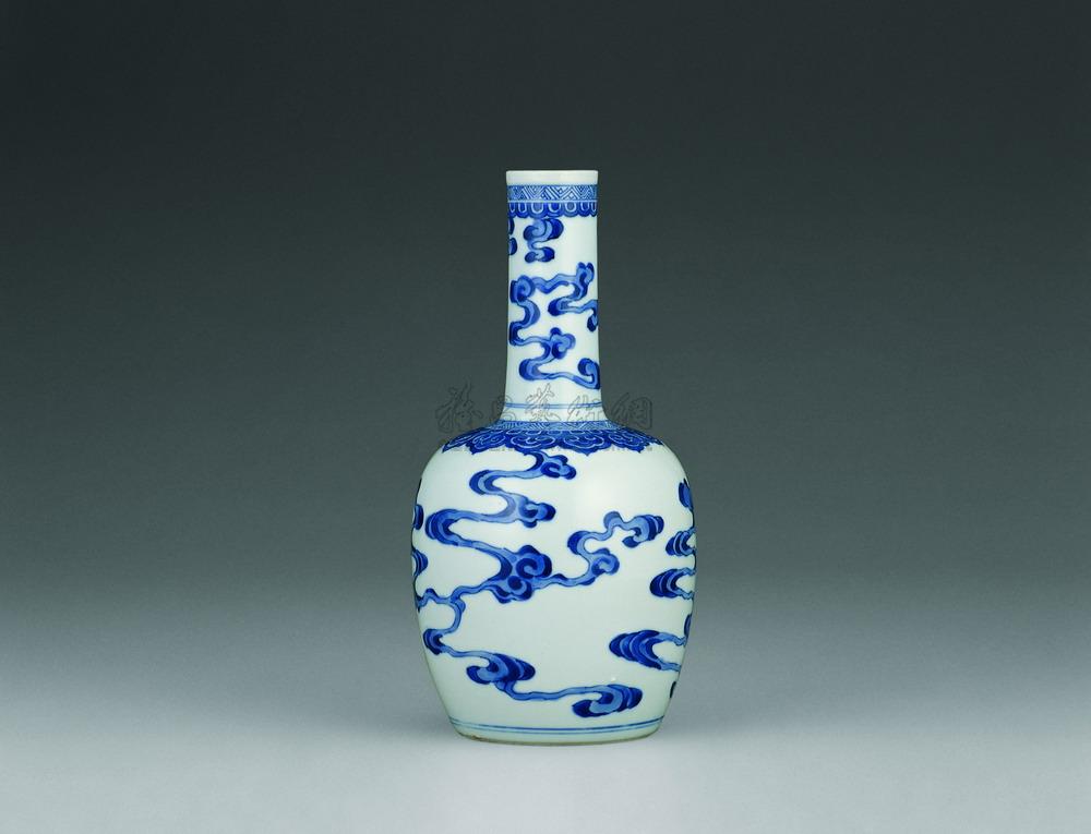 【清康熙 青花云纹长颈尊】拍卖品_图片_价格_鉴赏_清代青花瓷器_雅昌
