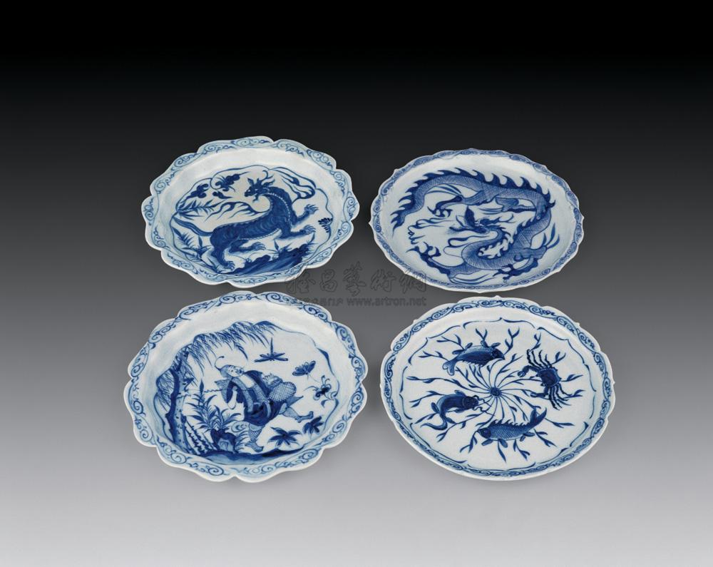 1067元青花葵口盘一套四只
