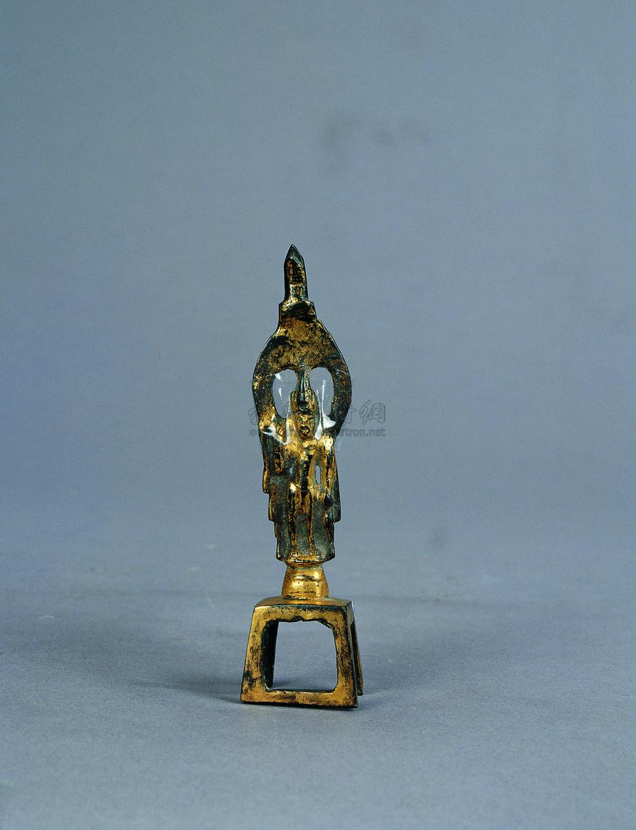 【北魏 铜鎏金板凳佛像】拍卖品_图片_价格_鉴赏_佛教文物其它_雅昌