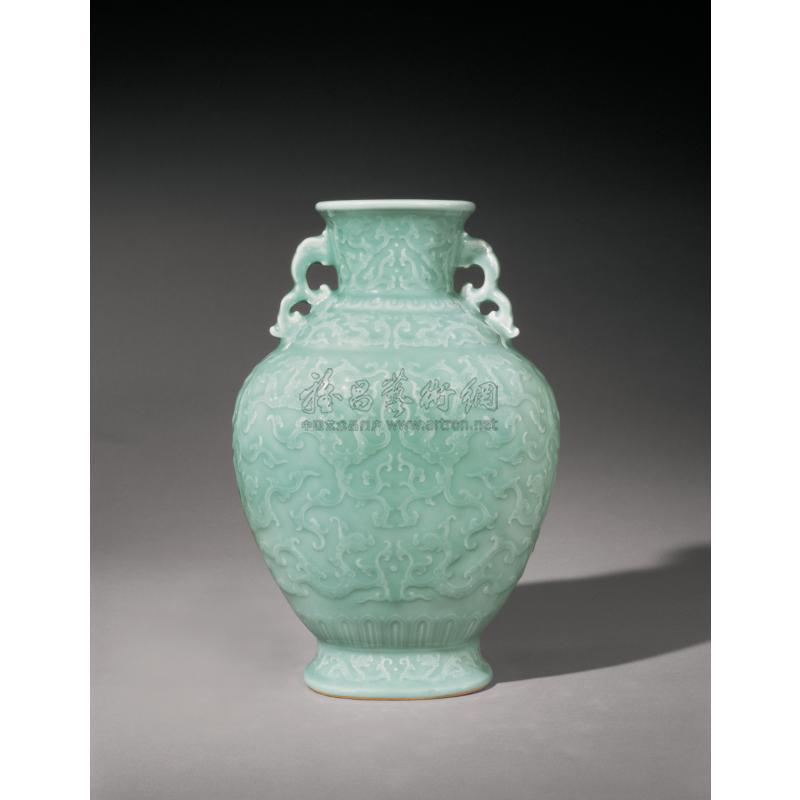 高さ25センチ中国古陶瓷   清時代浮雕蓋缶 ￼ 乾隆制铭