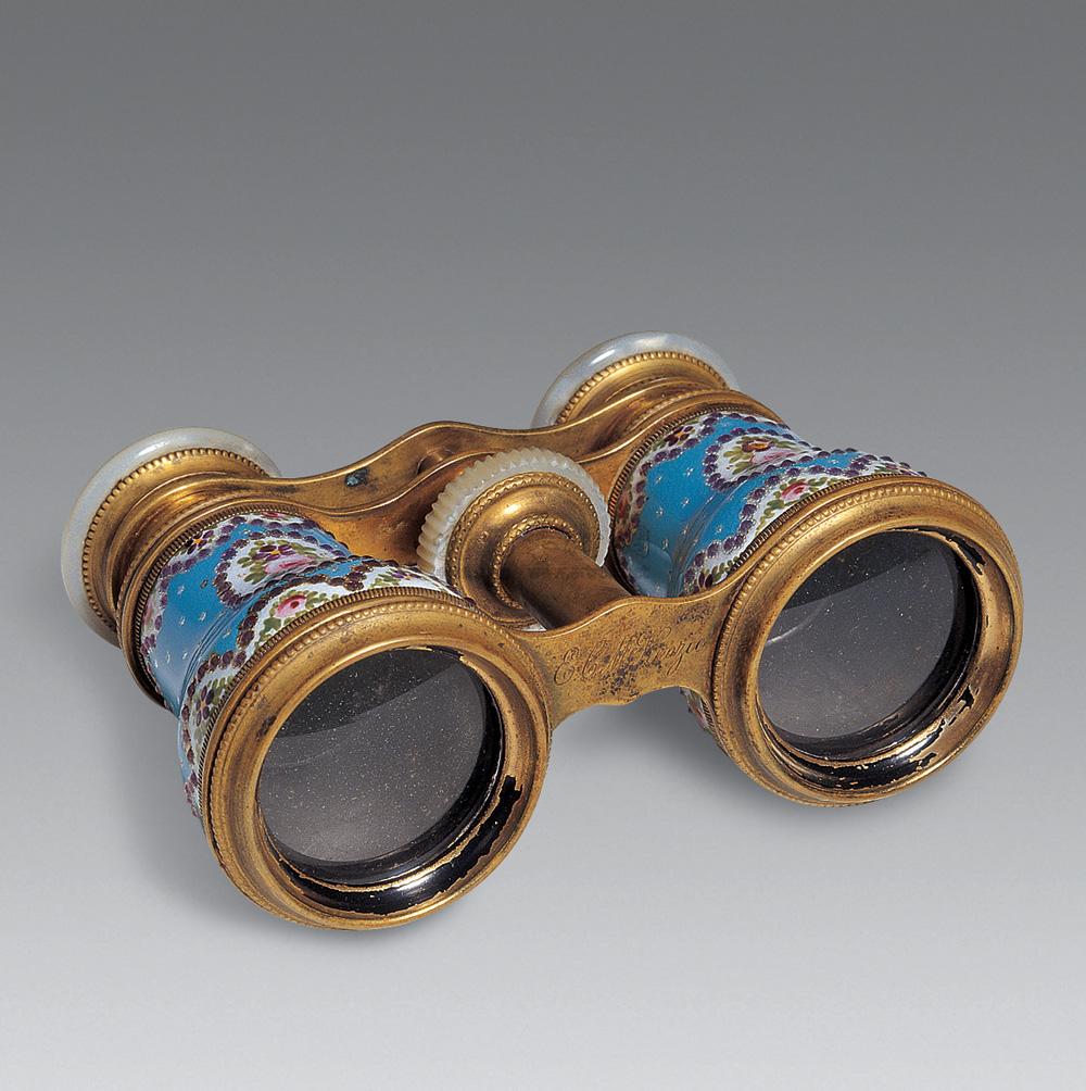 【十九世纪 铜制瓷胎珐琅嵌宝花卉纹望远镜 (一件)】拍卖品_图片_价格